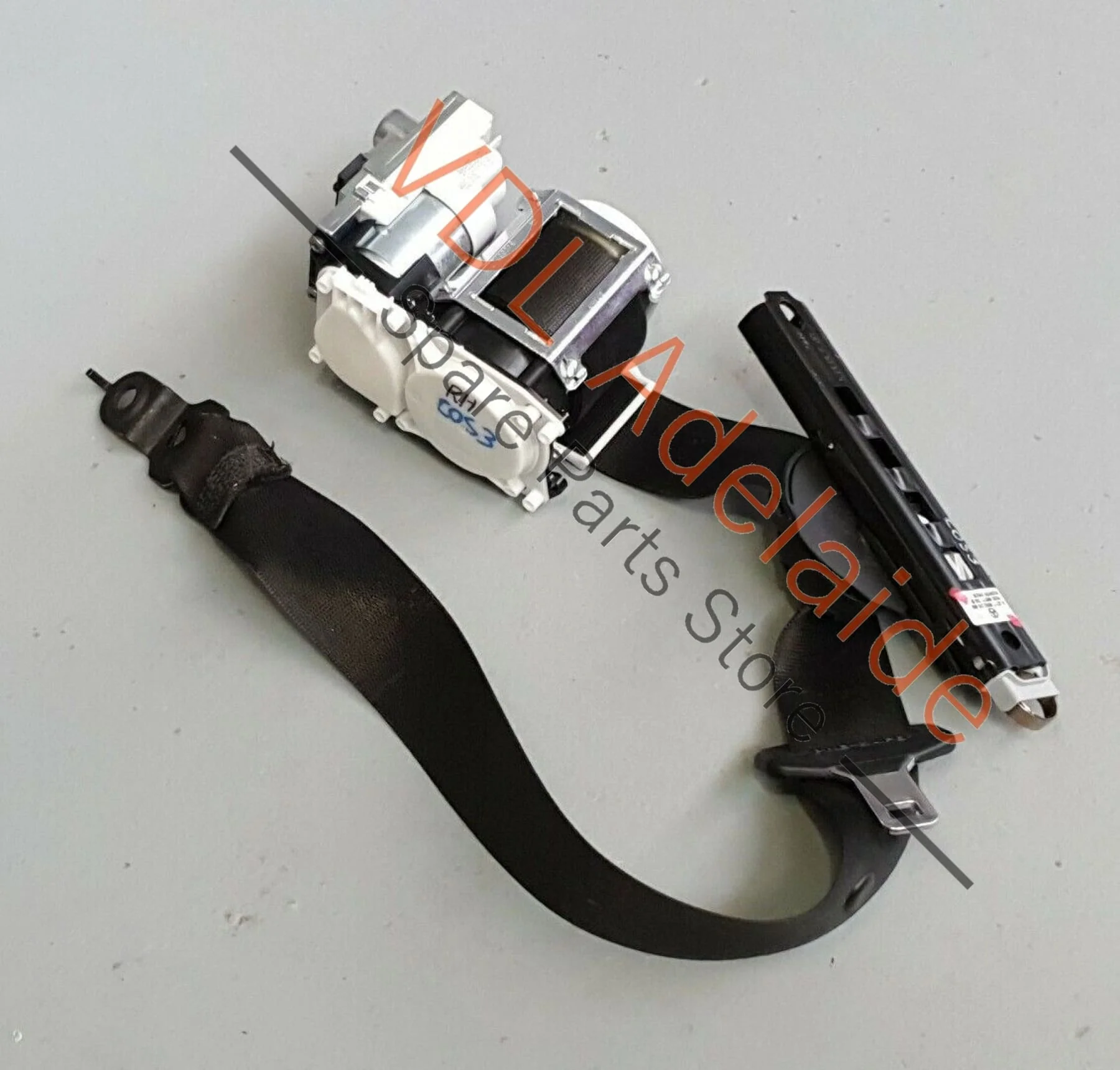 Mercedes Benz W164 ML-Class Front Right Seat Belt Black A2518603686