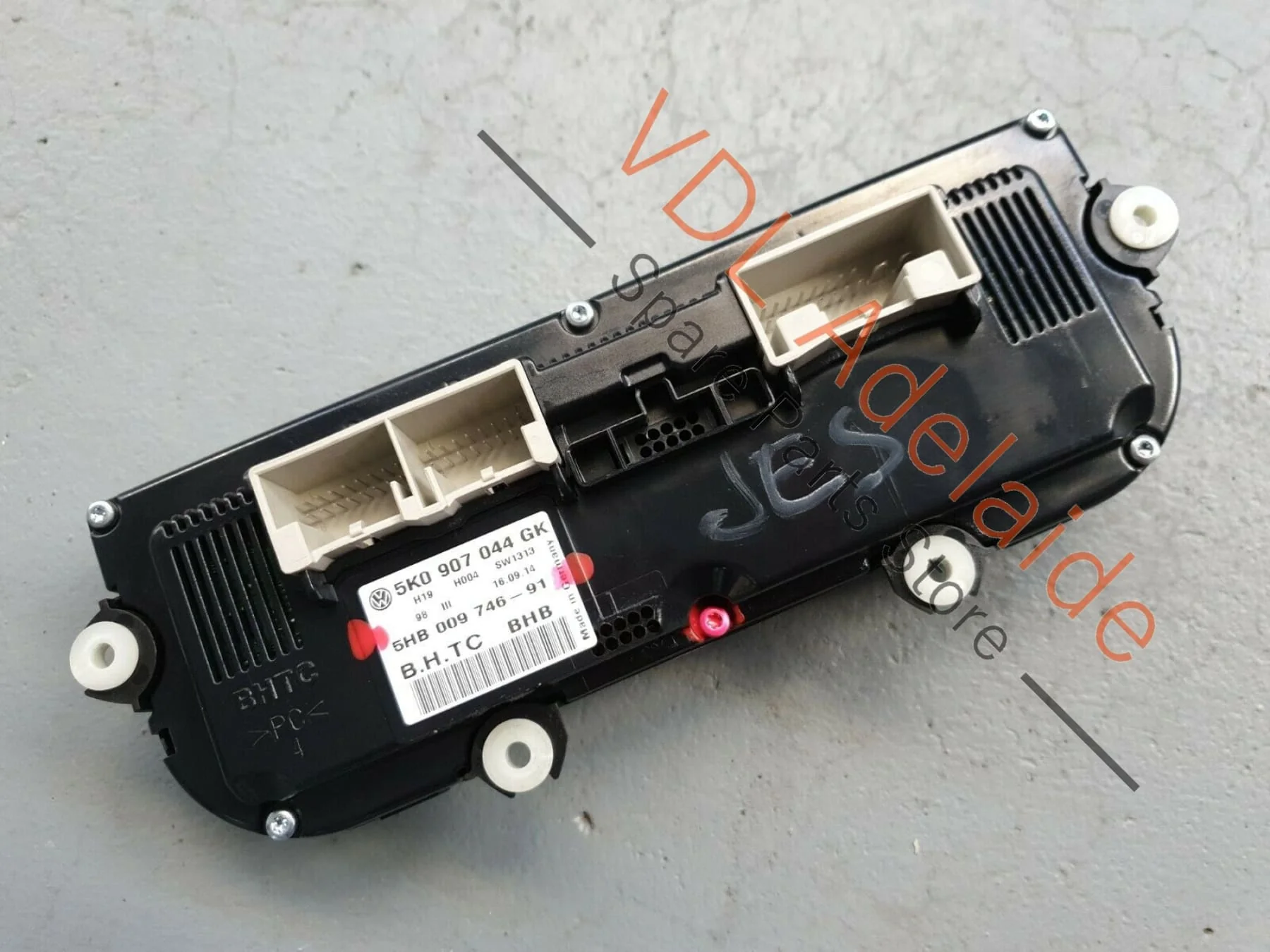 VW Tiguan 5N Climate Control Aircon AC Seat Heater Switch 5K0907044GK JES - Image 4