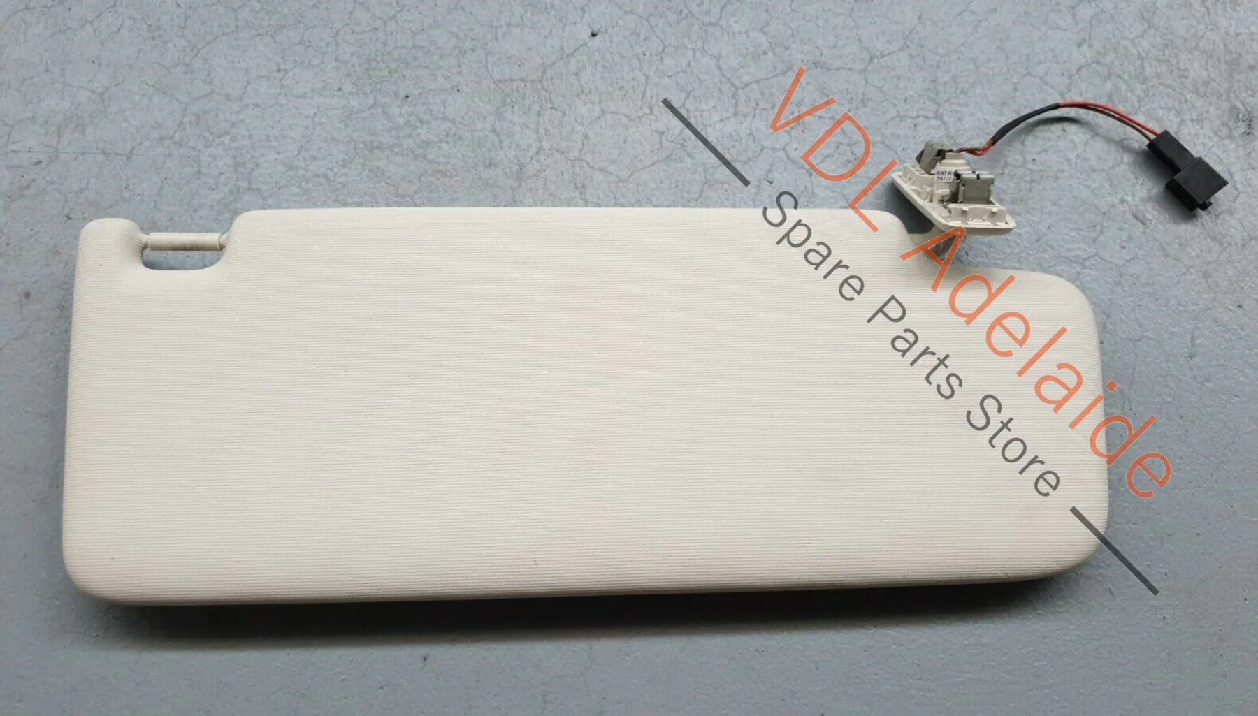 VW Passat B8 3G Alltrack Variant Left Side LHS Sun Visor 3G0857551D PAT2 - Image 3