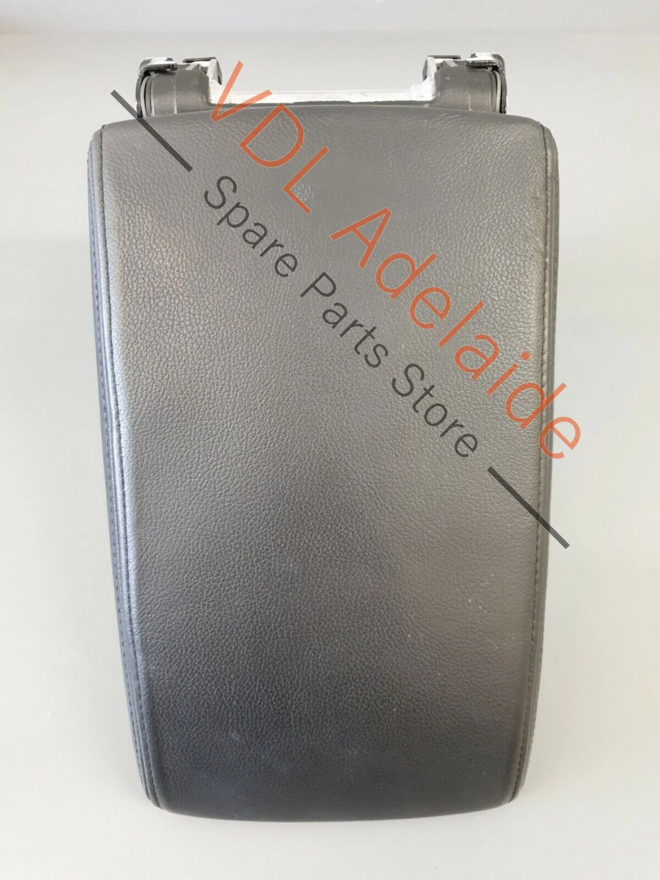 VW Passat B8 3G Centre Console Cover Lid Arm Rest Armrest 3G0864207 PAT2 - Image 4