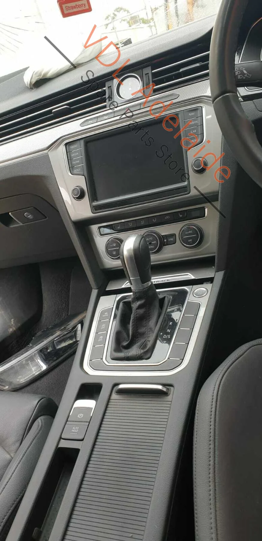 VW Passat B8 3G Variant Alltrack Centre Cup Holder Console Tray 3G0862531 PAT2 - Image 3