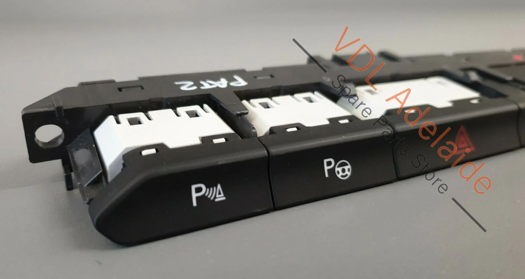 VW Passat Alltrack B8 3G PDC Park Assist Hazard Light Switch 3G0927132F - Image 2