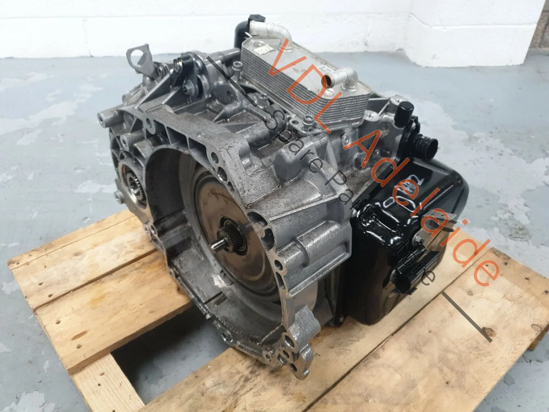 VW Passat Alltrack B8 3G 6spd DSG Automatic QFE 0D9 Transmission Gearbox - Image 3