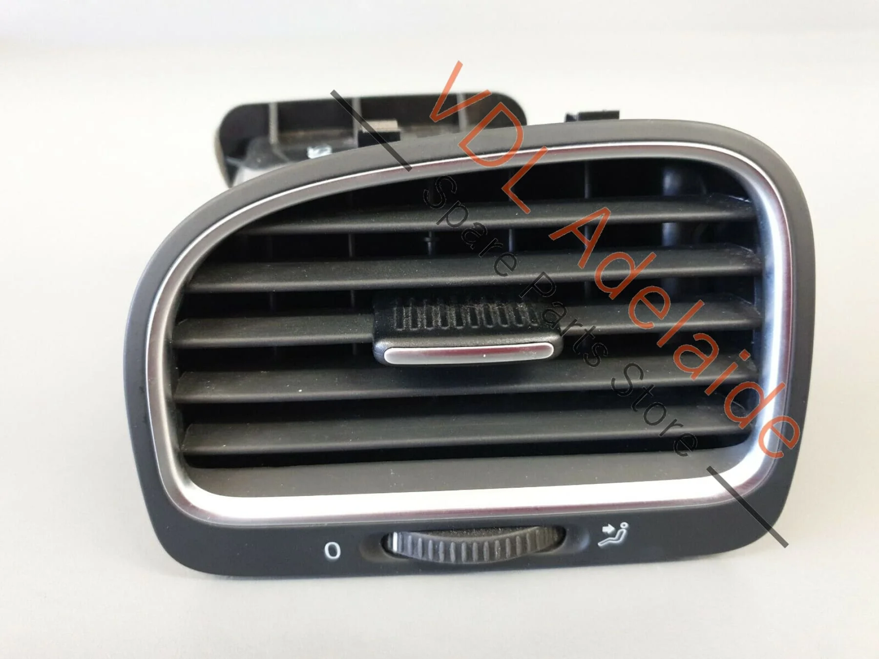 Volkswagen Golf Mk6 Left Dash Air Aircon Vent 5K0819703KD 5K0819709 NOR5 - Image 2