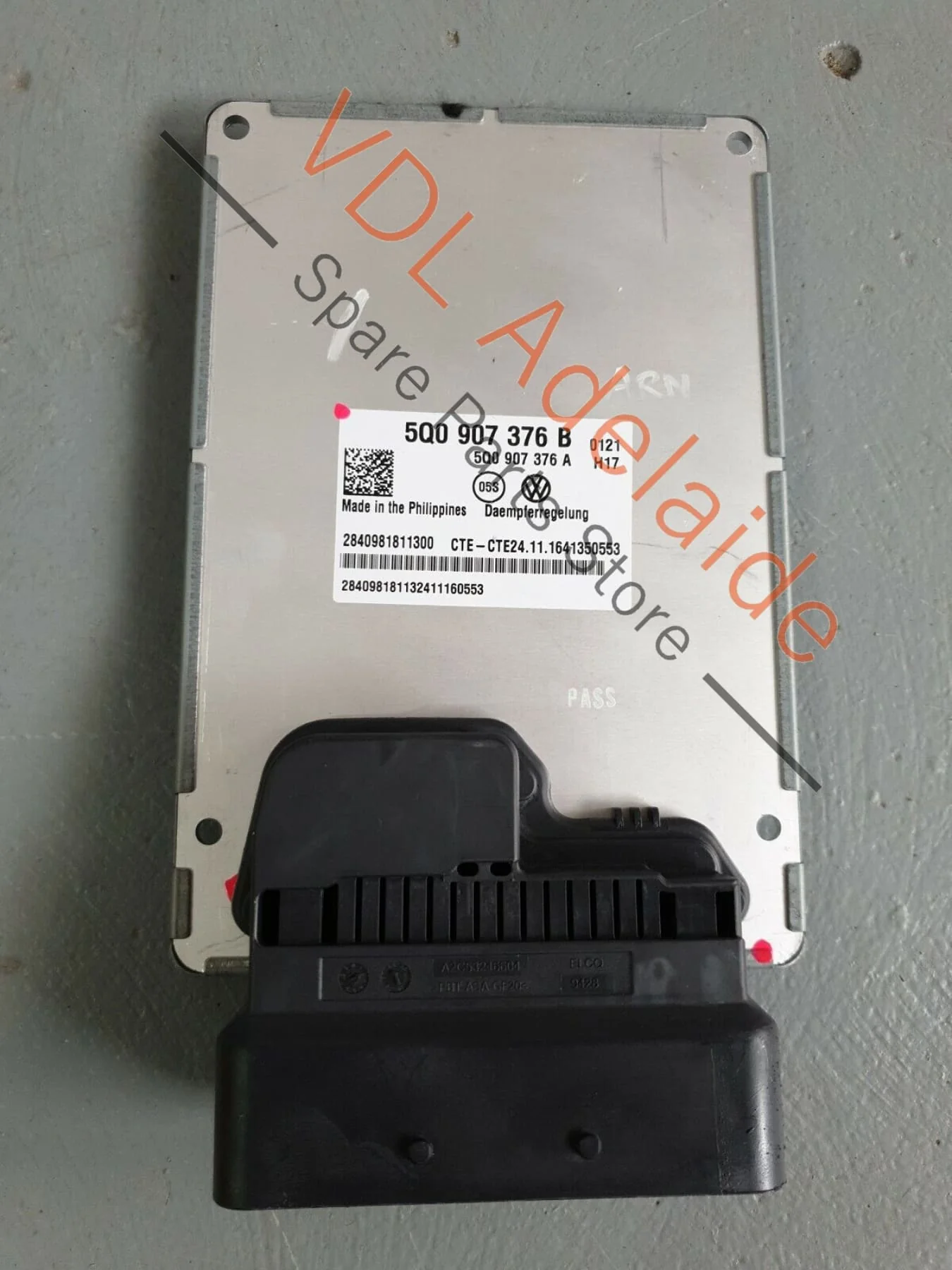 VW Golf Mk7 Electronic Suspension Damper Control Module Unit 5Q0907376B ARN1