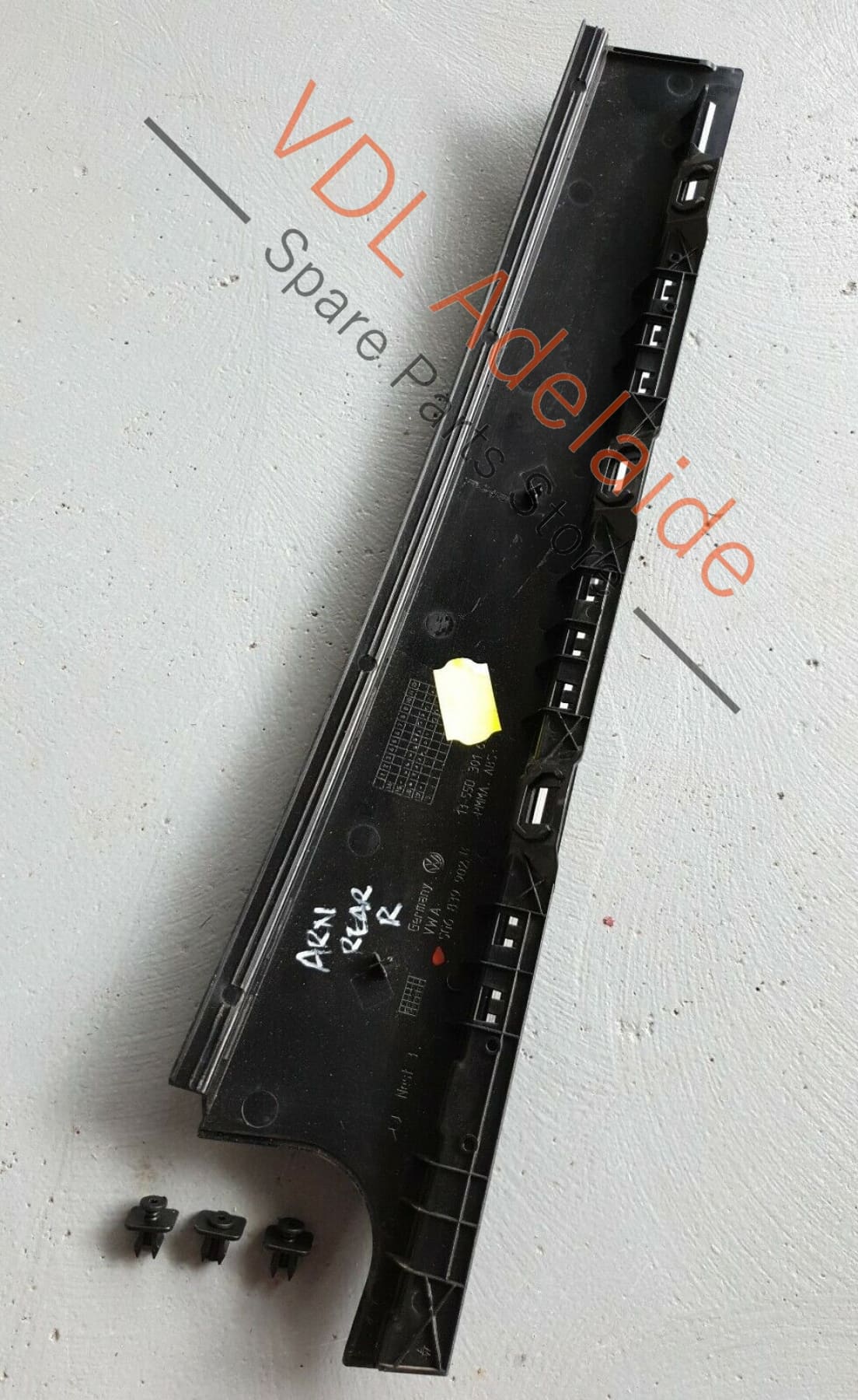VW Golf Mk7 OEM Rear Right Exterior Door B-Pillar Black Trim 5G6839902B ARN1 - Image 2
