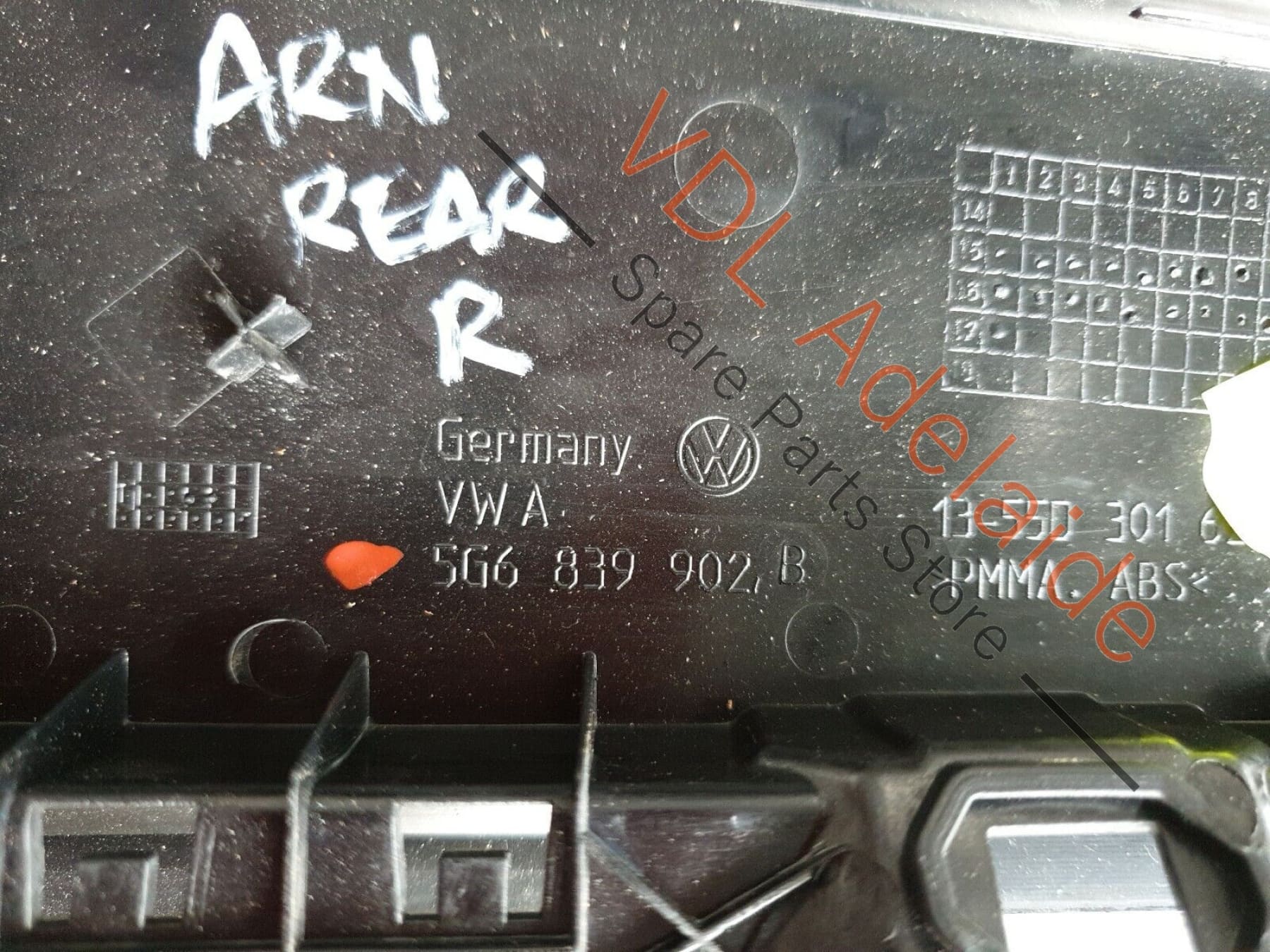 VW Golf Mk7 OEM Rear Right Exterior Door B-Pillar Black Trim 5G6839902B ARN1 - Image 4