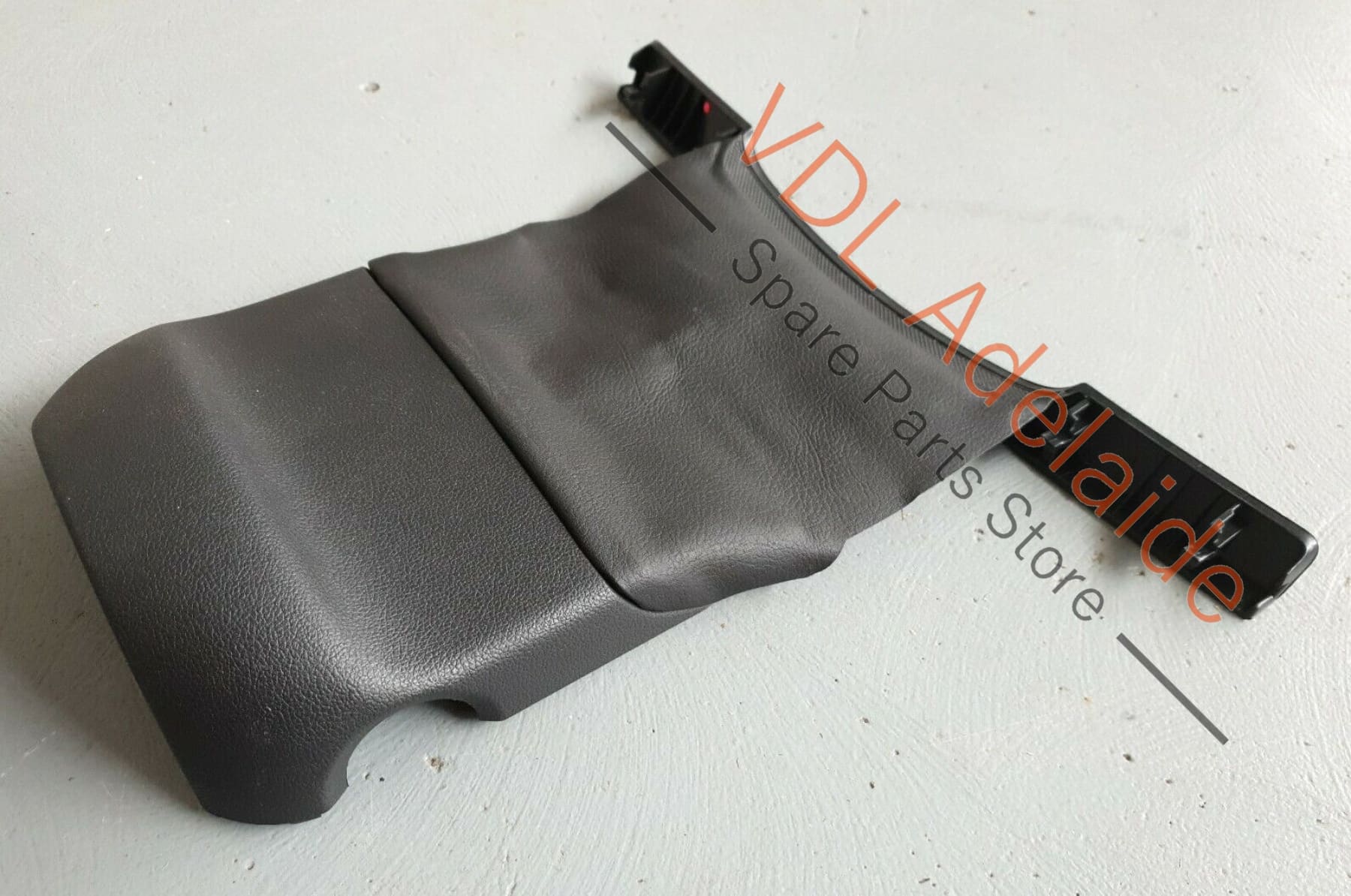 VW Golf Mk7 Steering Column Surround Upper Black Trim 5G0858565A ARN1