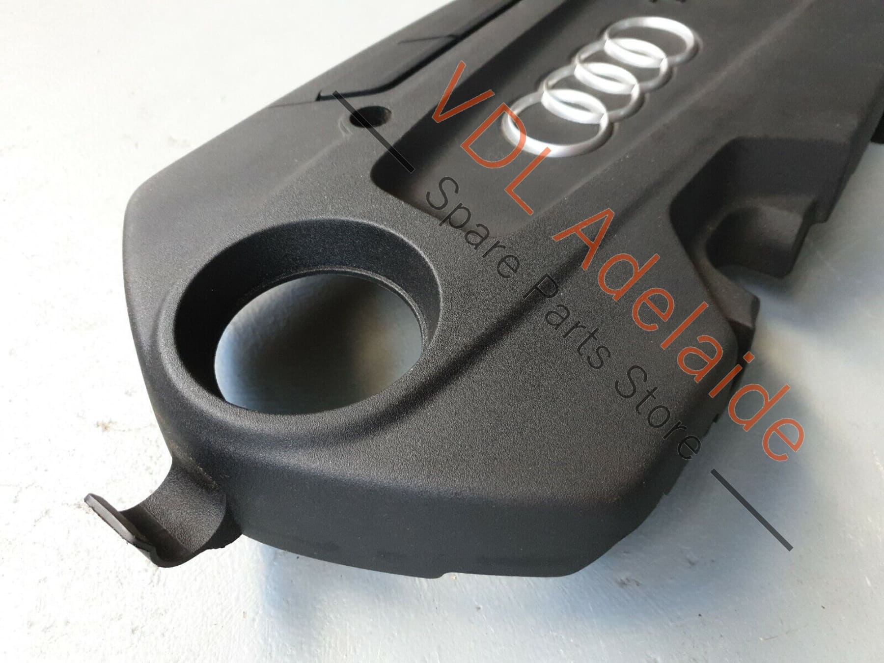 Audi A1 8X CAXA Petrol Engine Motor Top Fairing Cover 03C103925BG RUB - Image 3