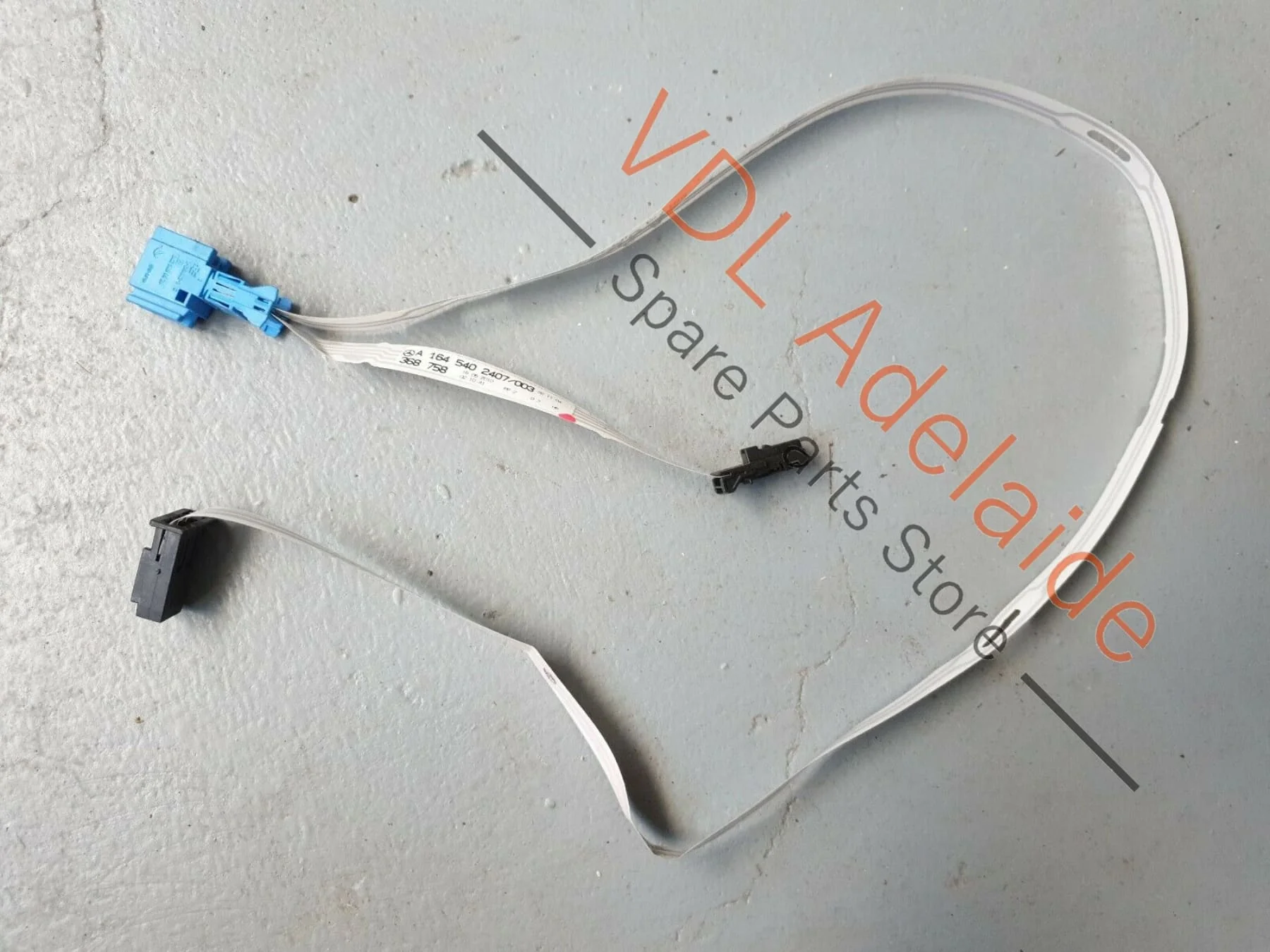 Mercedes Benz W164 ML-Class Rear Door Ribbon Wiring Harness A1645402407