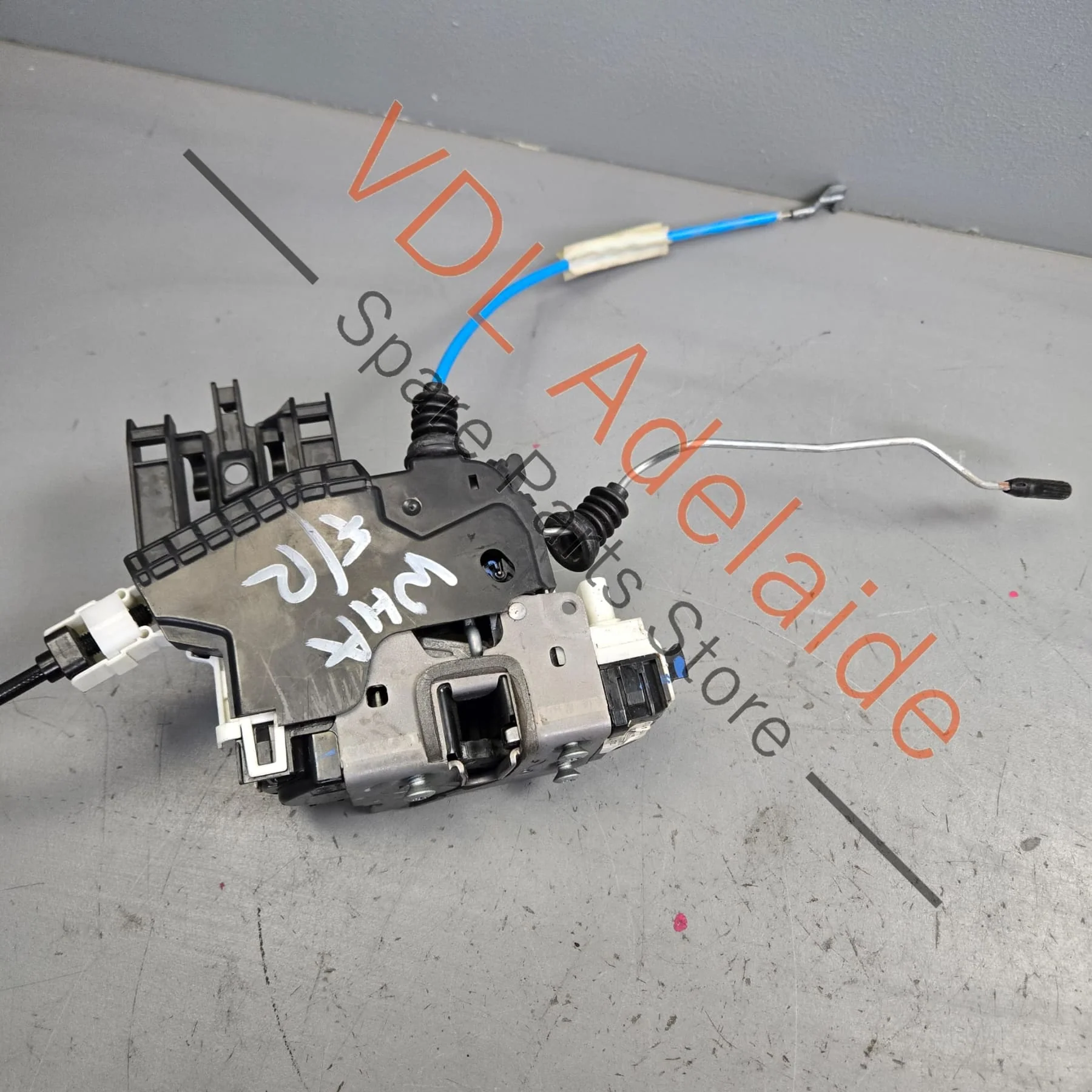 Mercedes C117 CLA Front Right Door Lock Latch Mechanism A0997202001 - Image 4