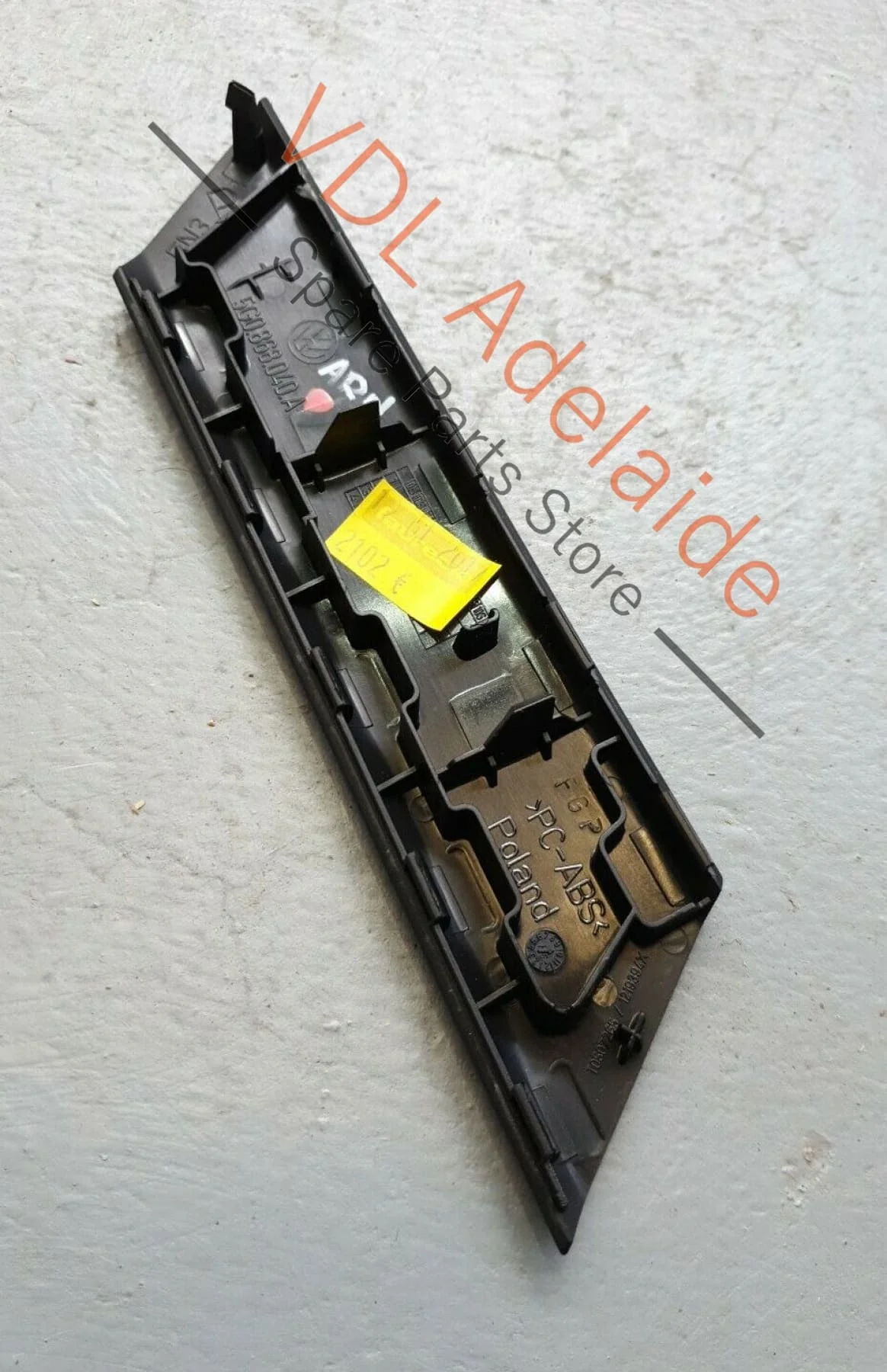 VW Golf Mk7 Right Side Interior Door Handle Inlay Trim 5G0868040A ARN1 - Image 2