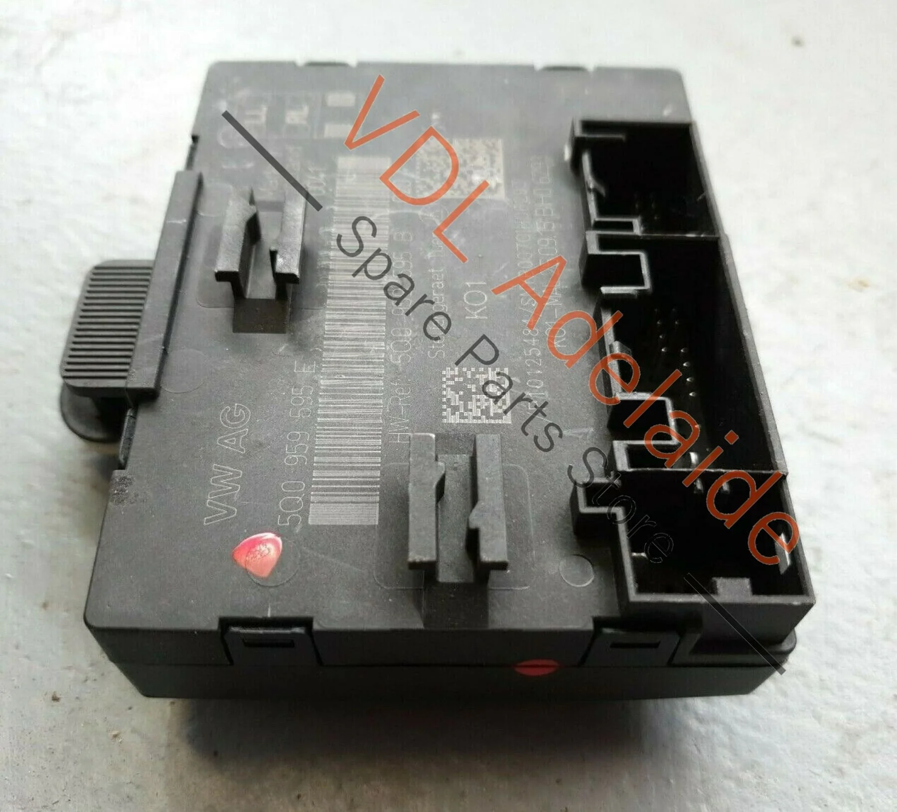 VW Passat Alltrack B8 3G Rear Door Control Module 5Q0959595E PAT2 - Image 4