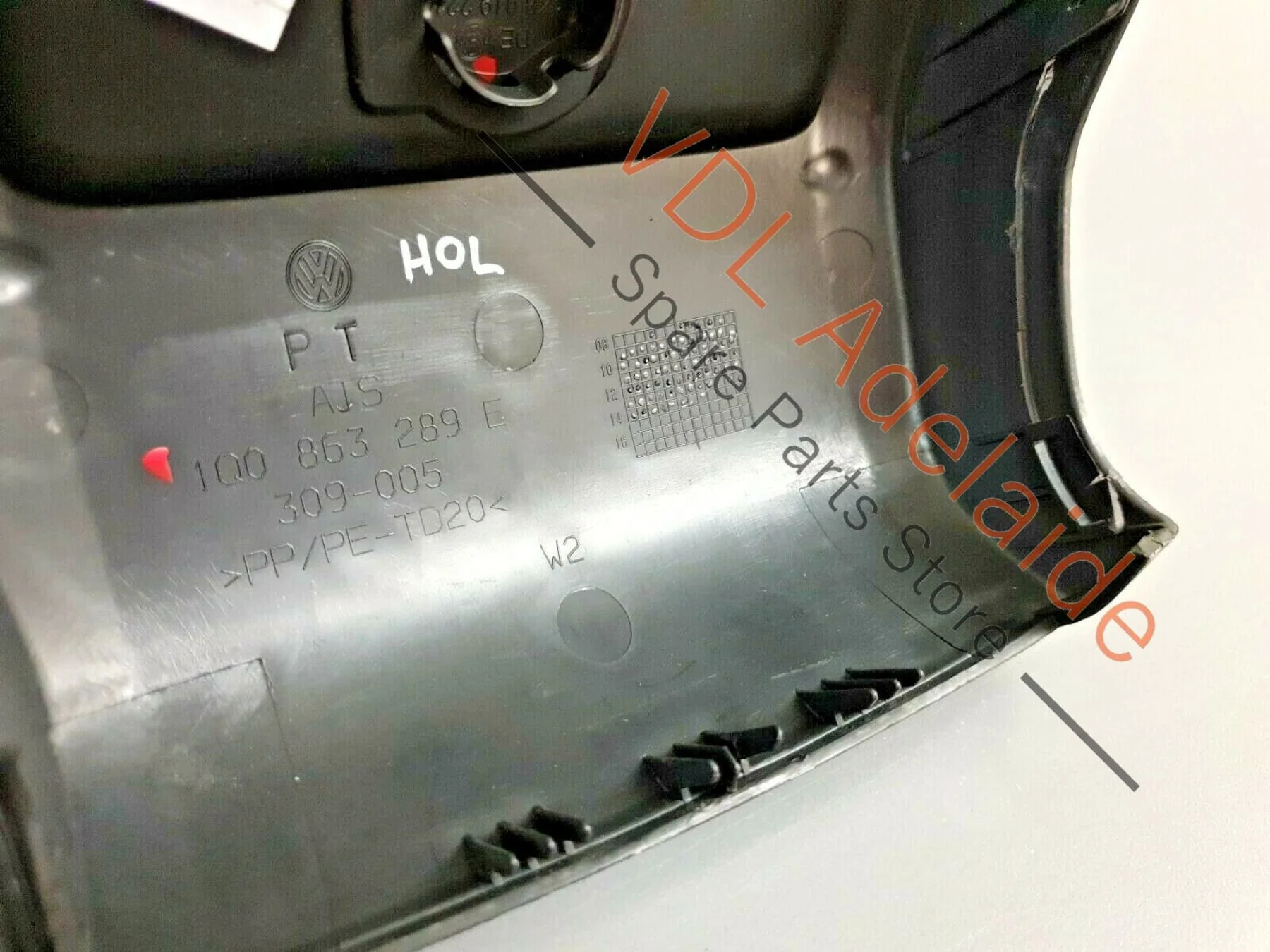 VW Scirocco Mk3 Centre Console Rear Trim Cover Shroud Frame Titan Black 1Q0863289E - Image 6