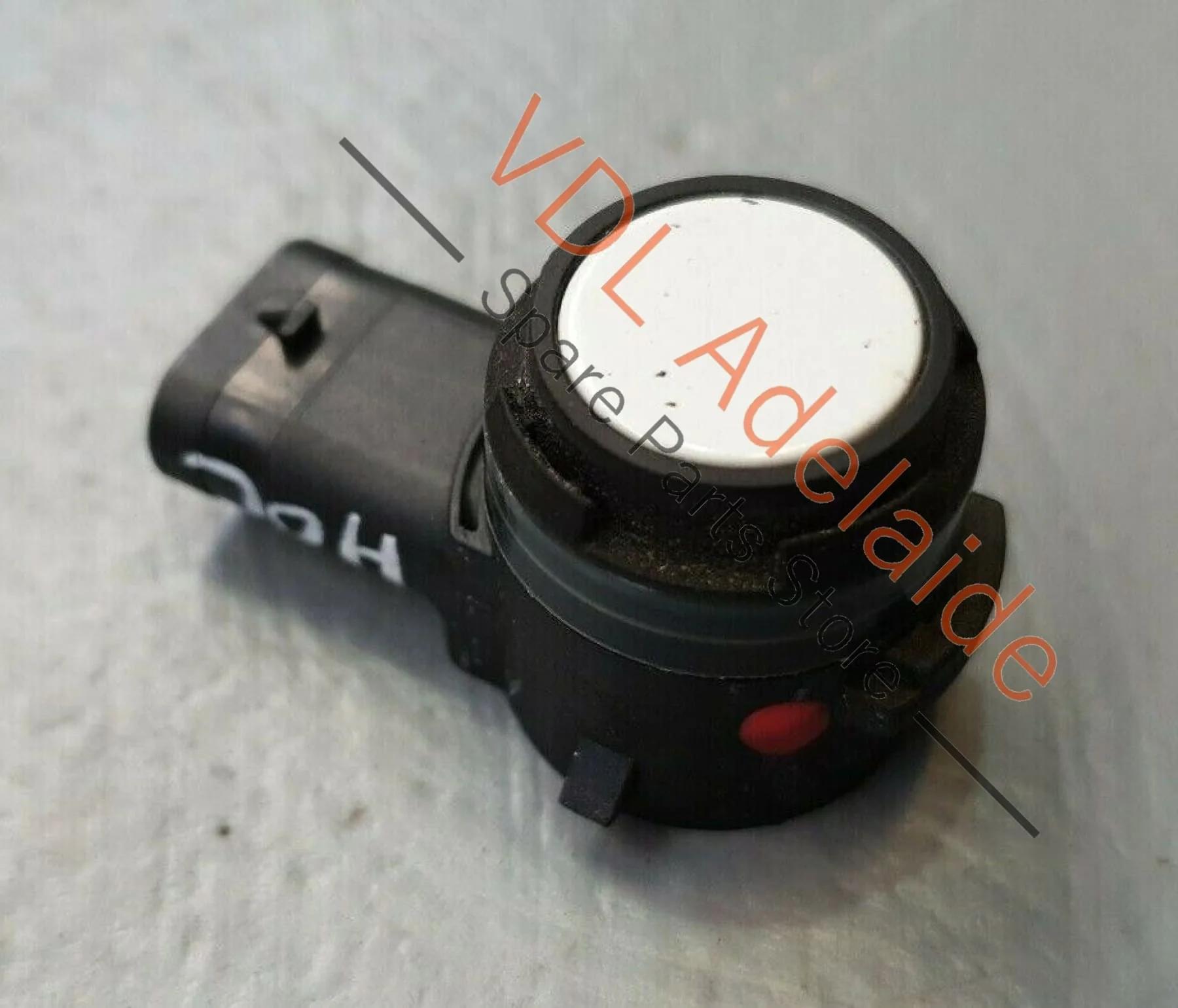 Volkswagen VW Scirocco Mk3 Parking PDC Sensor OEM 5Q0919275 Pure White LC9A 0Q0Q
