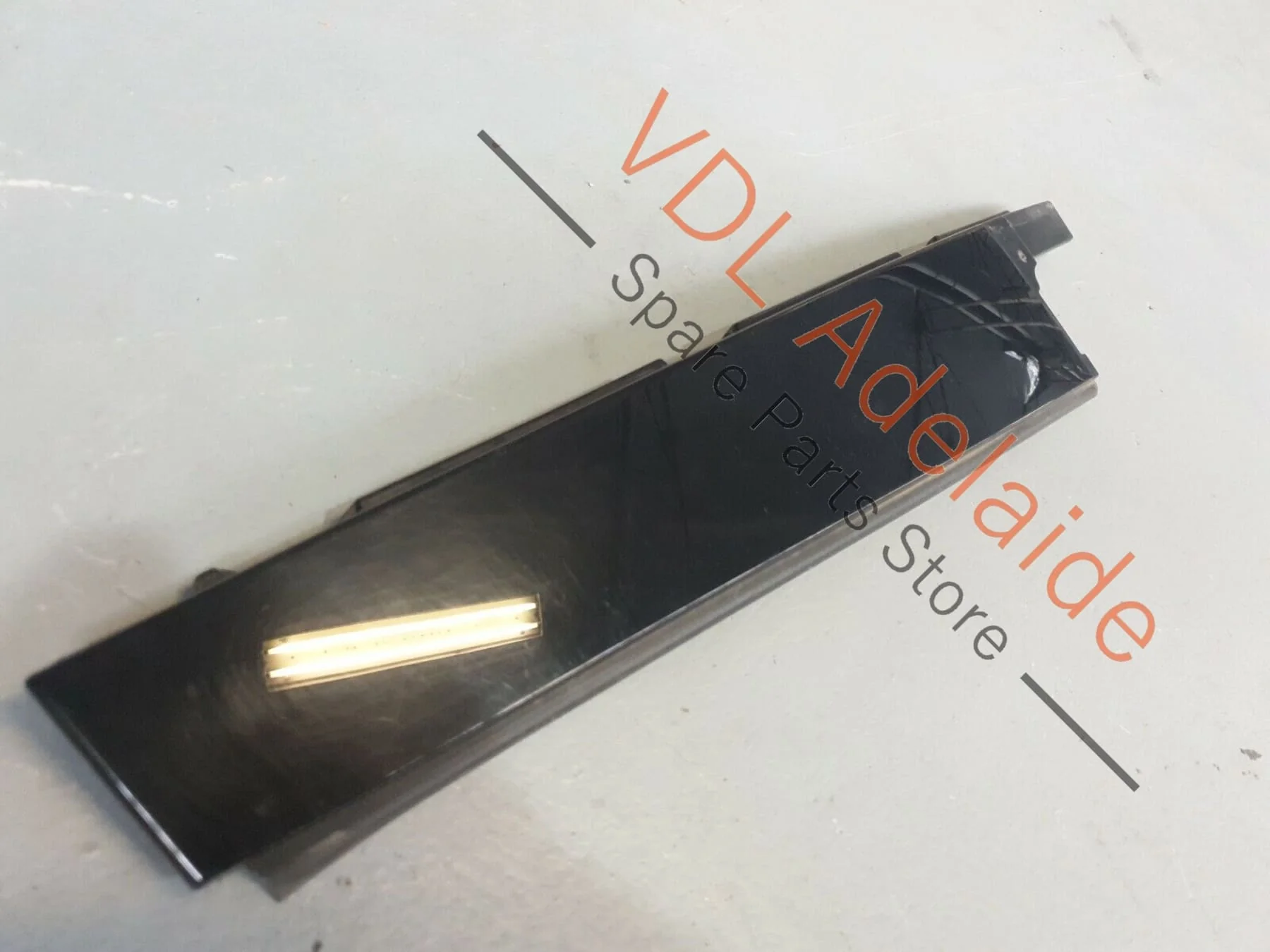 VW Passat B8 3G Rear Left Exterior Door B-Pillar Black Trim 3G0839901T PAT2 - Image 2