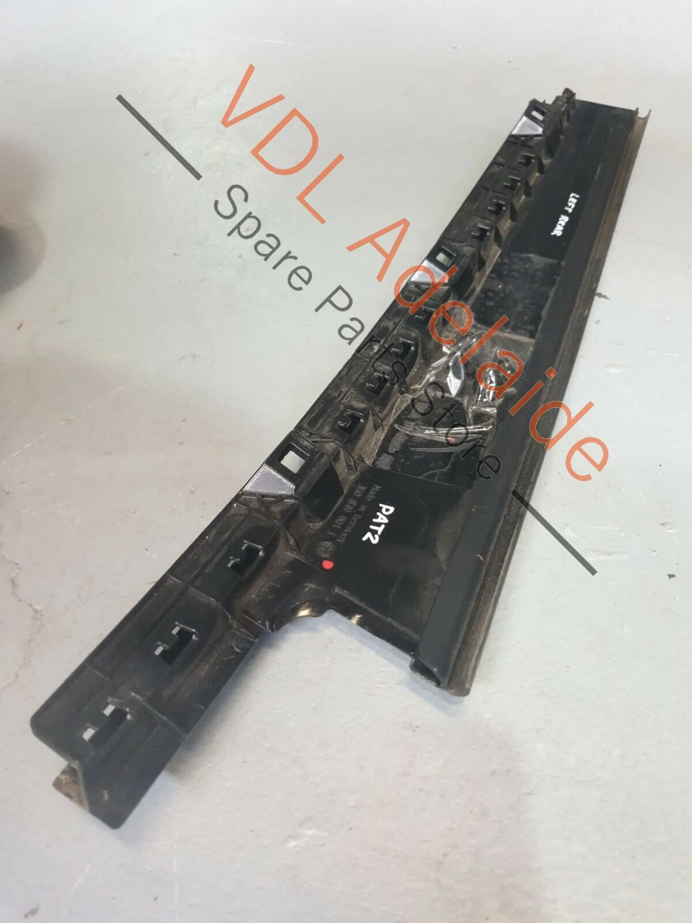 VW Passat B8 3G Rear Left Exterior Door B-Pillar Black Trim 3G0839901T PAT2 - Image 4