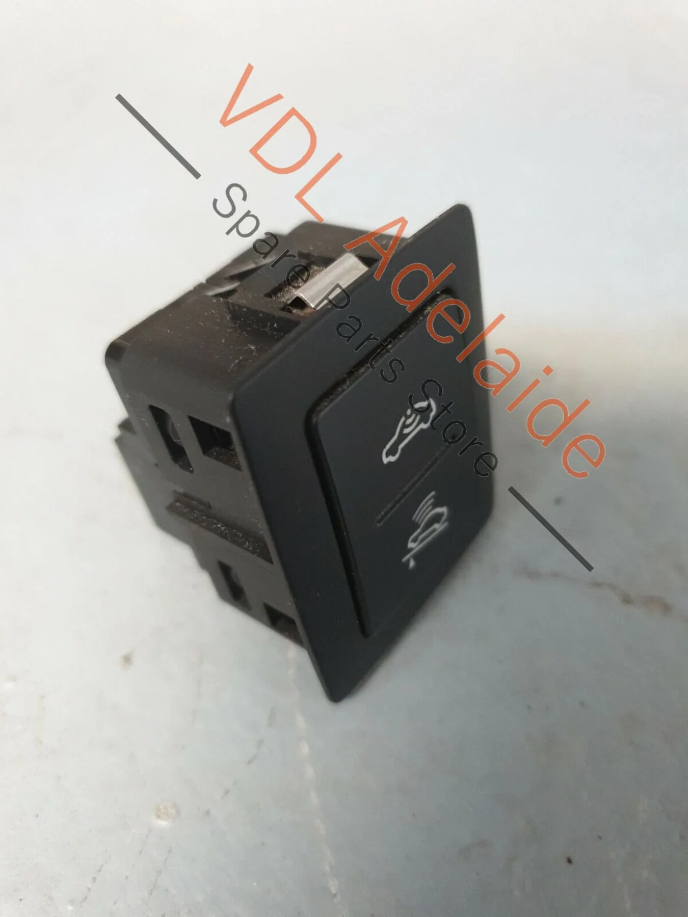 WV Touareg 7L Anti Theft Alarm Tow Disable Switch Button 7L6959899 - Image 2