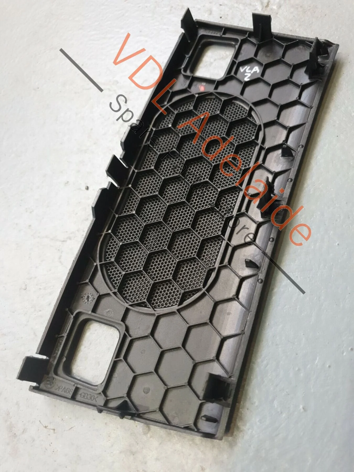 Audi TT TTS TTRS Mk2 8J Dash Centre Upper Speaker Cover Trim 8J0857367 - Image 3