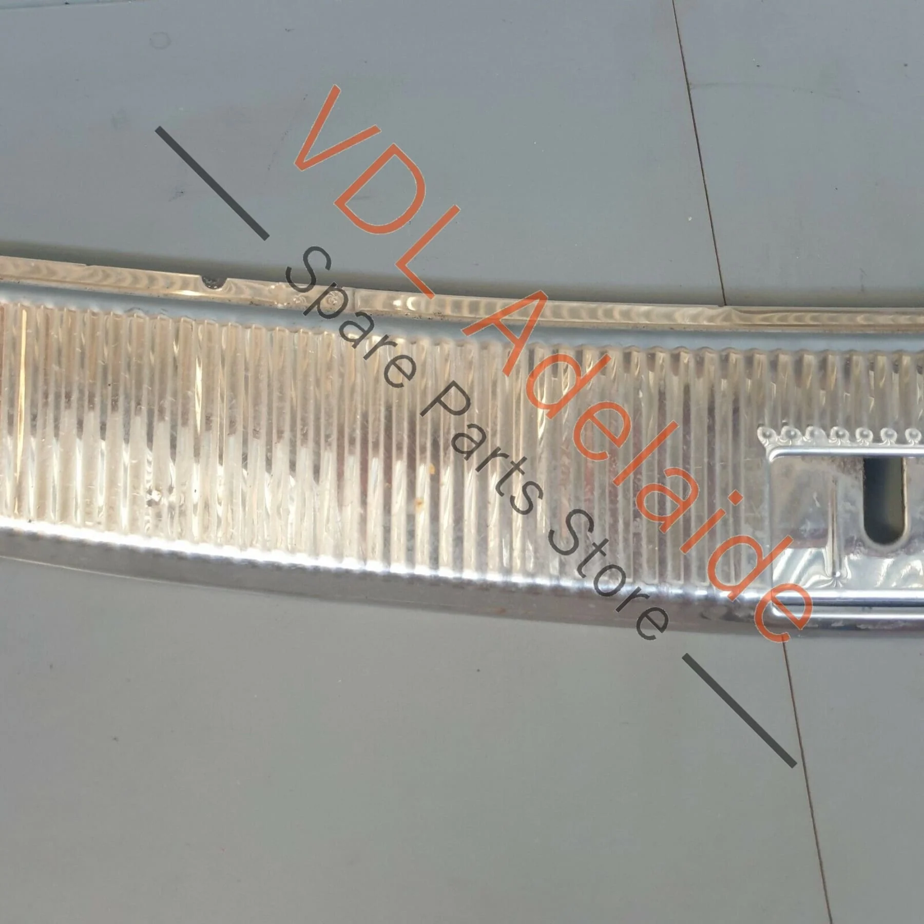 VW Touareg 7L Chrome Metal Boot Trunk Rear Sill Ledge Trim Cover 7L6863459H REG4 - Image 9