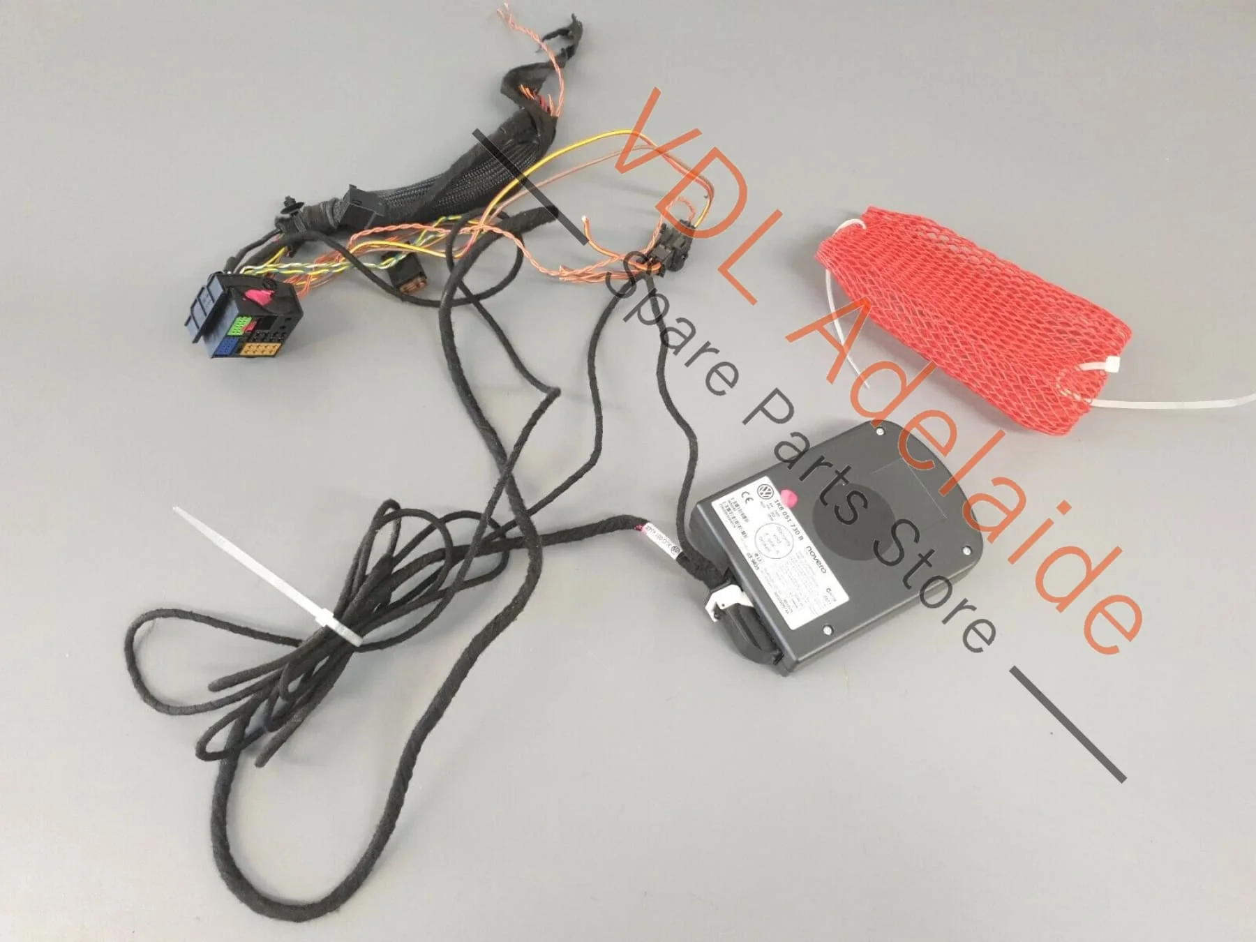 Volkswagen VW Touareg 7L Bluetooth Connecting Module & Wiring Harness Cable REG4