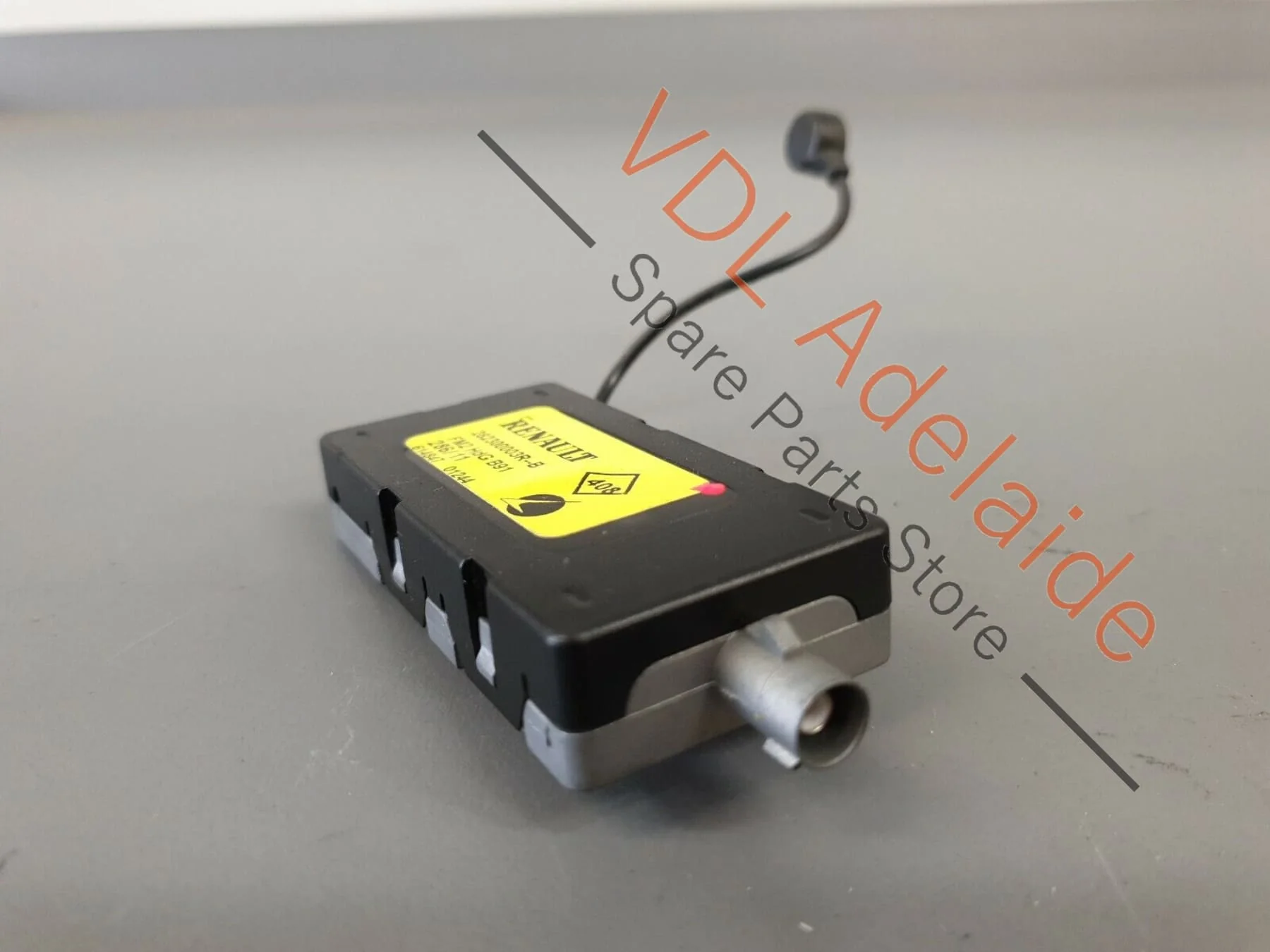 Renault Megane 3 X95 RS 265 Radio Aerial Antenna Module 282300003R - Image 2