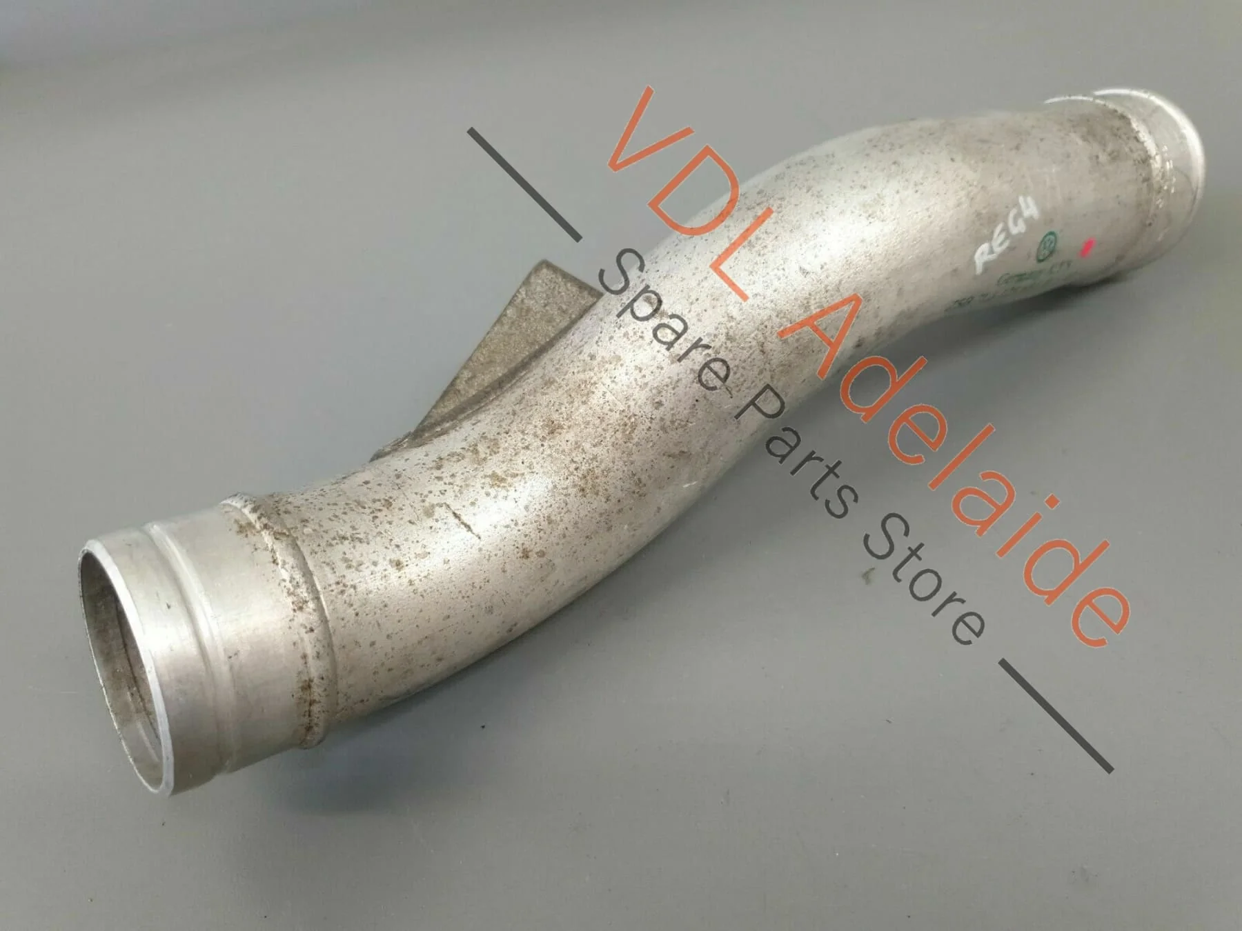 Volkswagen VW Touareg 7L Intercooler Air Intake Hose Tube Pipe 7L6128654B REG4