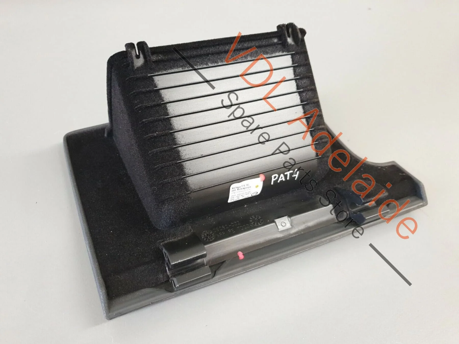 VW Passat R-Line B8 3G Right Dash Coin Storage Compartment 3G2857922C PAT4 - Image 3