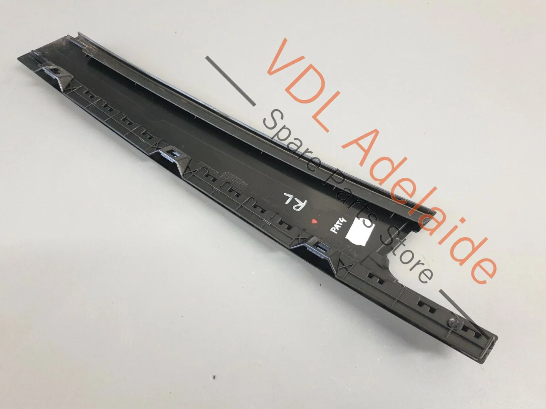 VW Passat B8 3G Rear Left Exterior Door B-Pillar Trim Black 3G0839901T PAT4 - Image 5