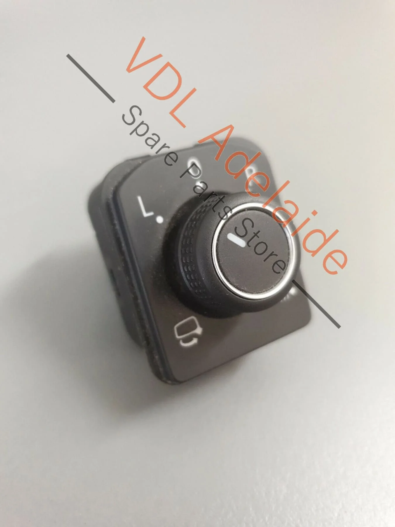 VW Passat R-Line B8 3G Side Wing Mirror Control Switch Power Fold 3G0959565C - Image 2