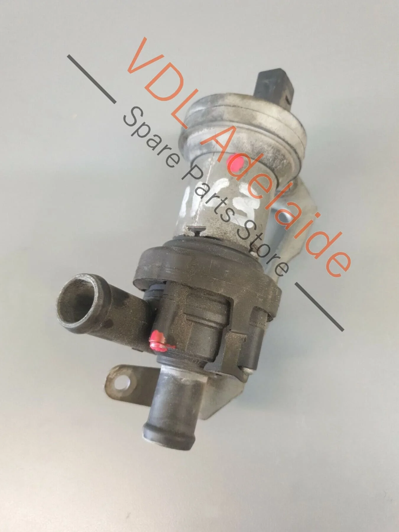 Volkswagen VW Golf Mk5 R32 Auxiliary Additional Water Pump 3D0965561D RIC3