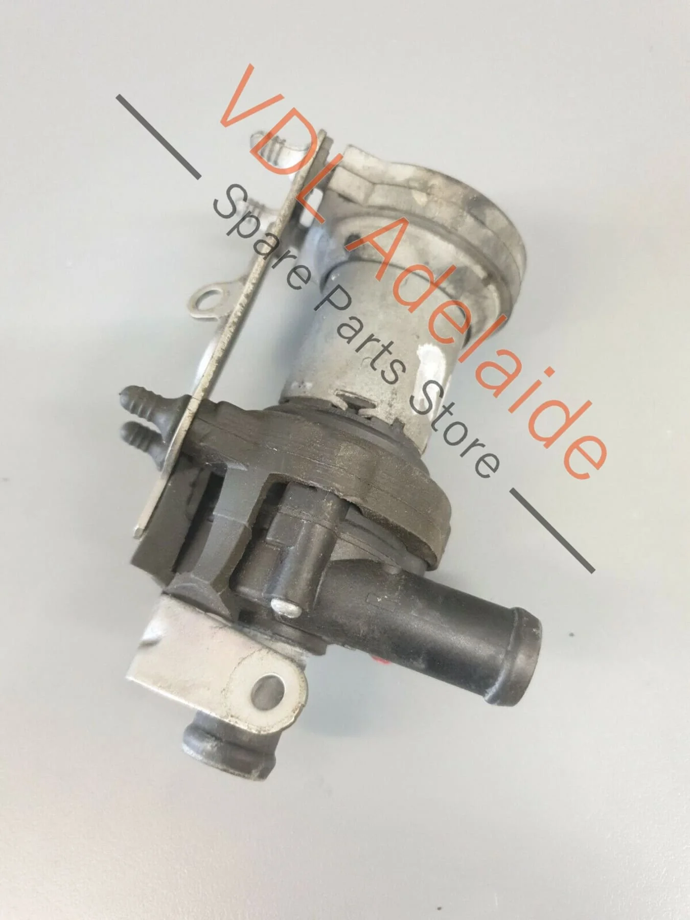 Volkswagen VW Golf Mk5 R32 Auxiliary Additional Water Pump 3D0965561D RIC3 - Image 2