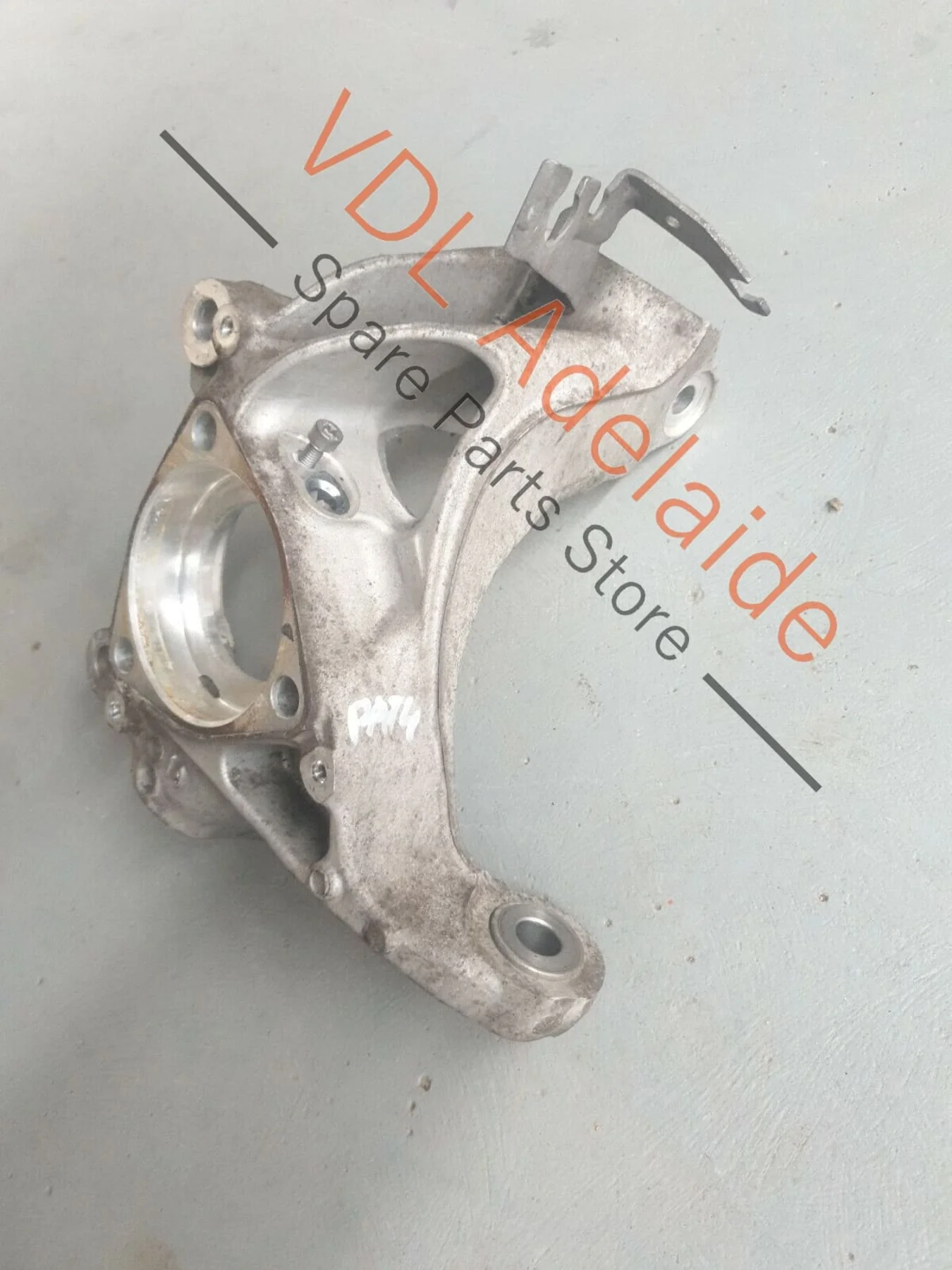 VW Passat B8 Golf MK7 Front Left Wheel Bearing Housing Carrier 5Q0407253A PAT4 - Image 2