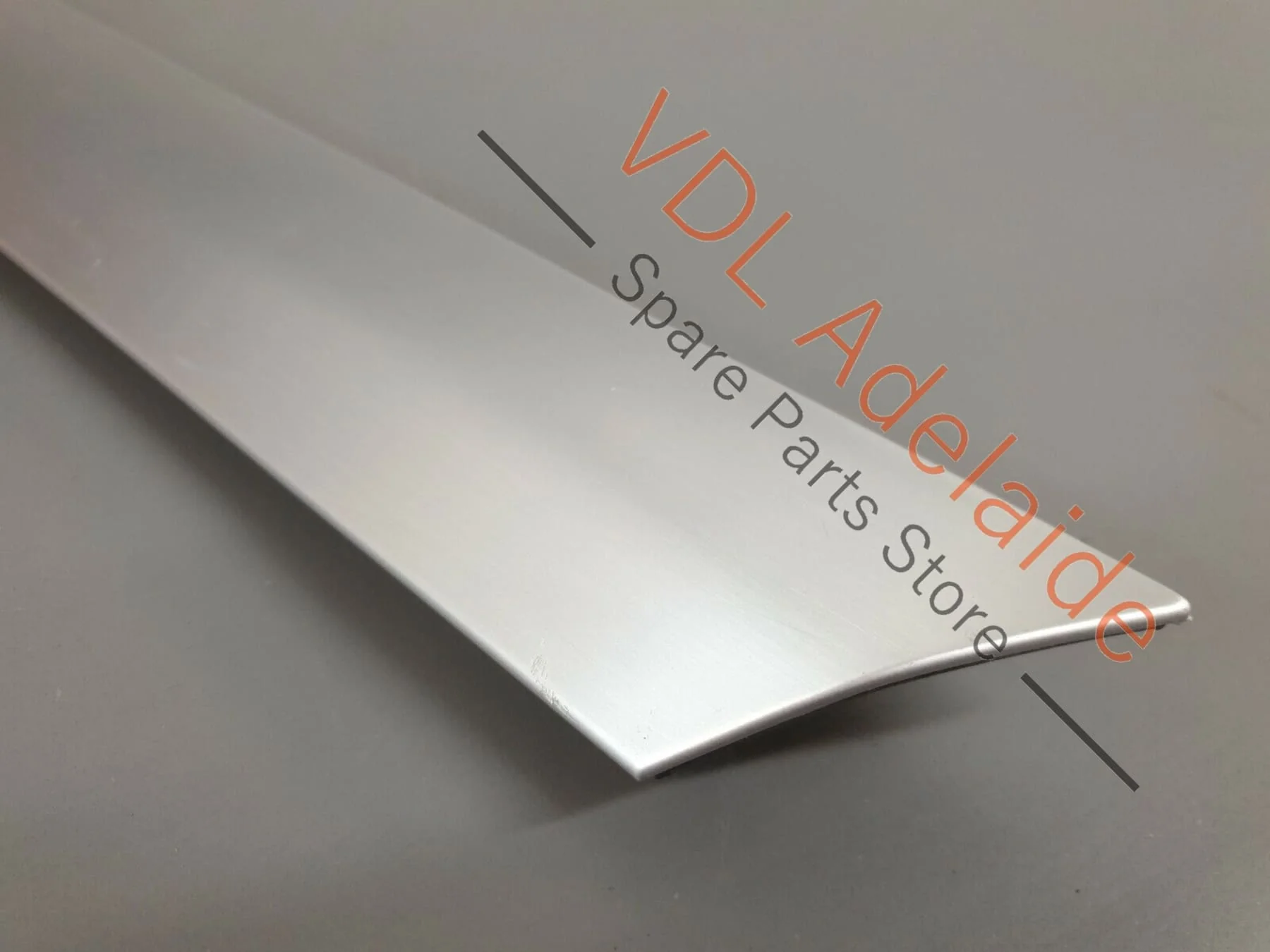 Mercedes W164 ML-Class Interior Door Trim Rear Left Silver A1647300522 - Image 2
