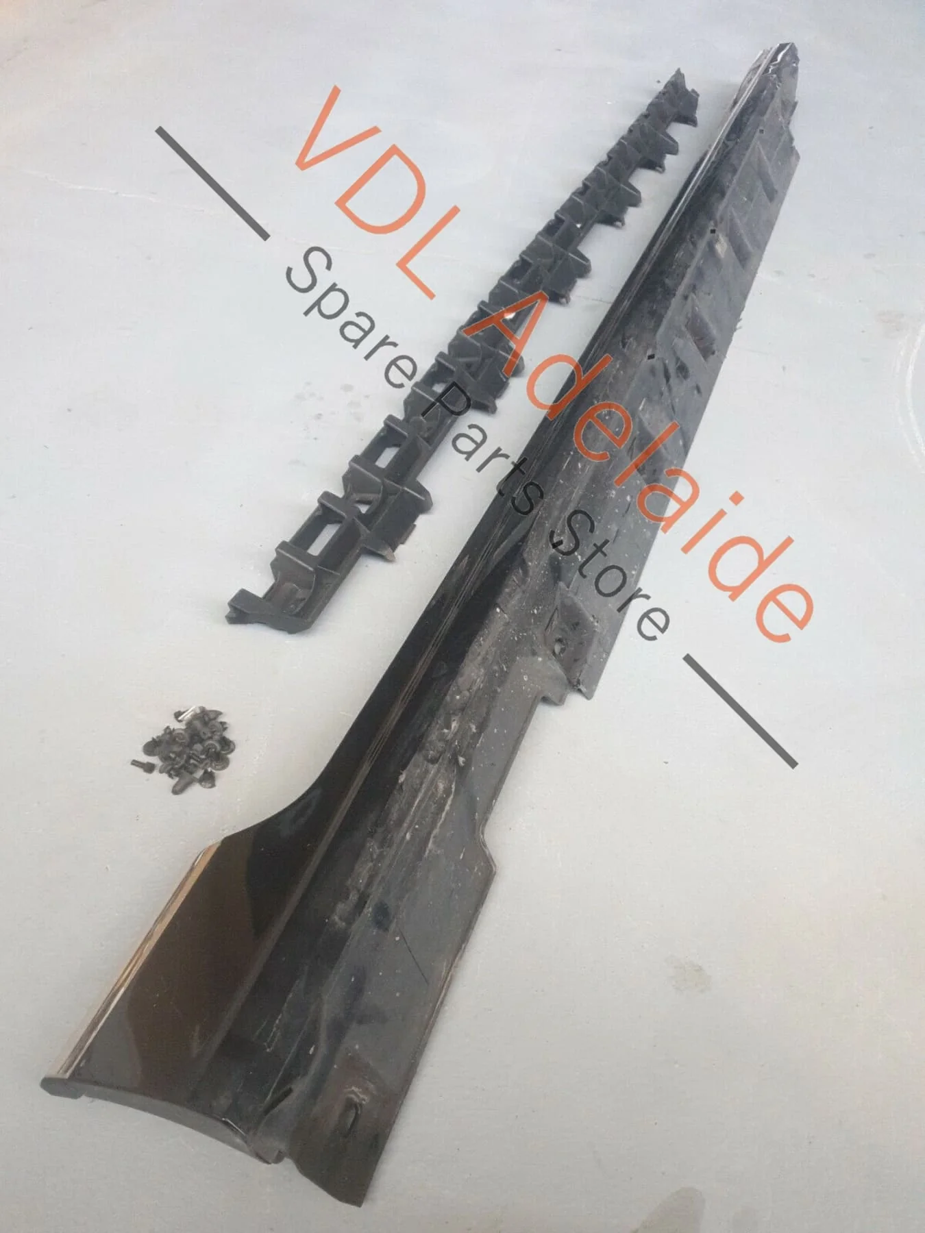 VW Passat R-Line Estate B8 3G Right Sideskirt Side Skirt Sill Moulding LC9X PAT4