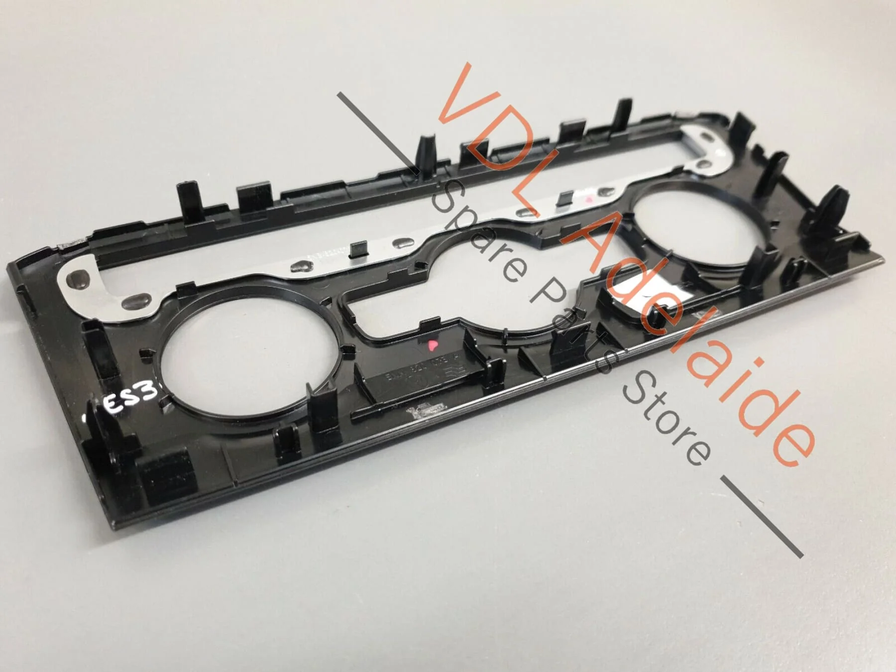 VW Tiguan R Mk2 5NA Black Metallic Climate Switch Surround Trim 5NM820073A JES3 - Image 4