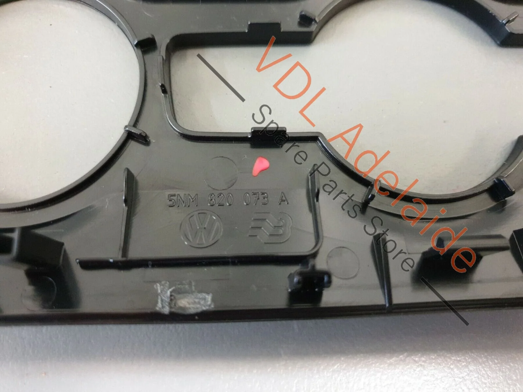 VW Tiguan R Mk2 5NA Black Metallic Climate Switch Surround Trim 5NM820073A JES3 - Image 5