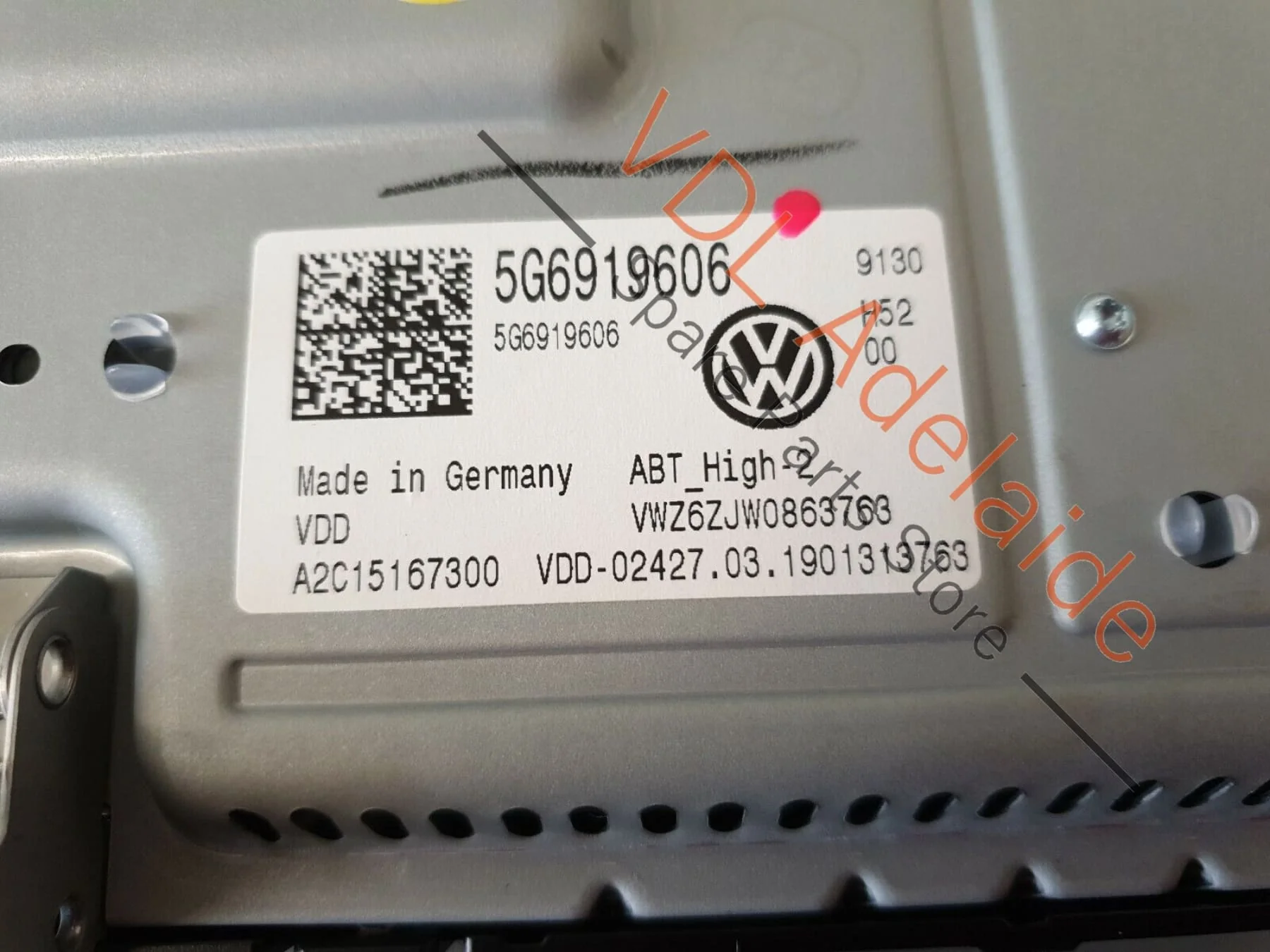 VW Discover Pro 9.2in Touchscreen Display Satnav Head Unit Screen 5G6919606 JES3 - Image 2