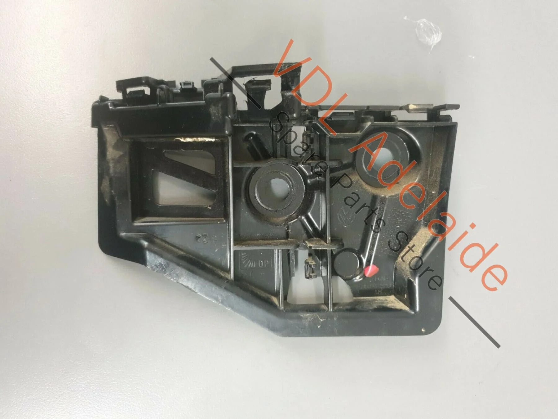 VW Tiguan R Mk2 5NA LHS Left Rear Bumper Bracket 5NN807393A JES3