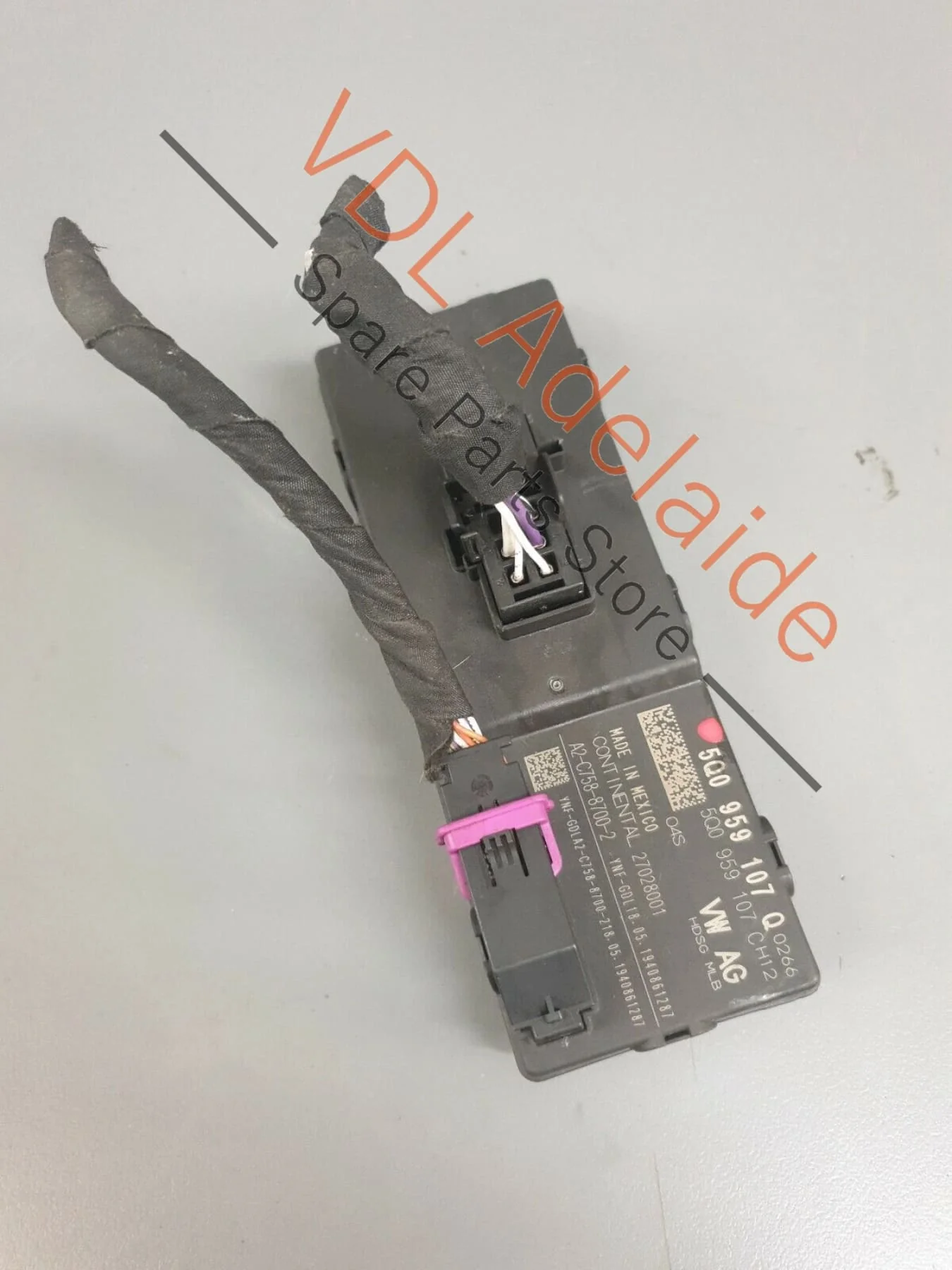 VW Tiguan R Mk2 5NA Rear Hatch Tailgate Control Module 5Q0959107Q JES3