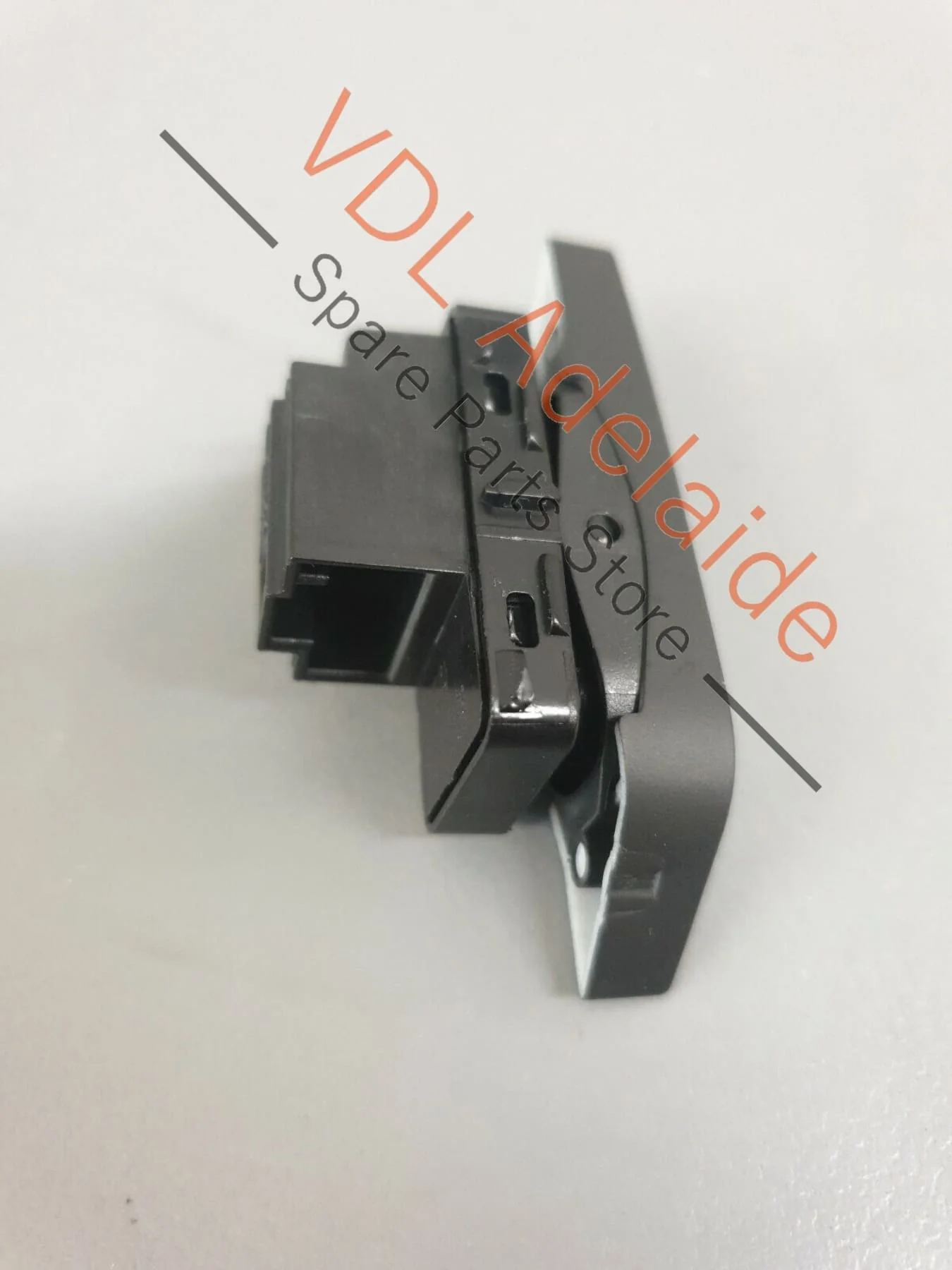 VW Tiguan R Mk2 5NA Drivers Door Lock Unlock Button Switch 5NA962126 - Image 3