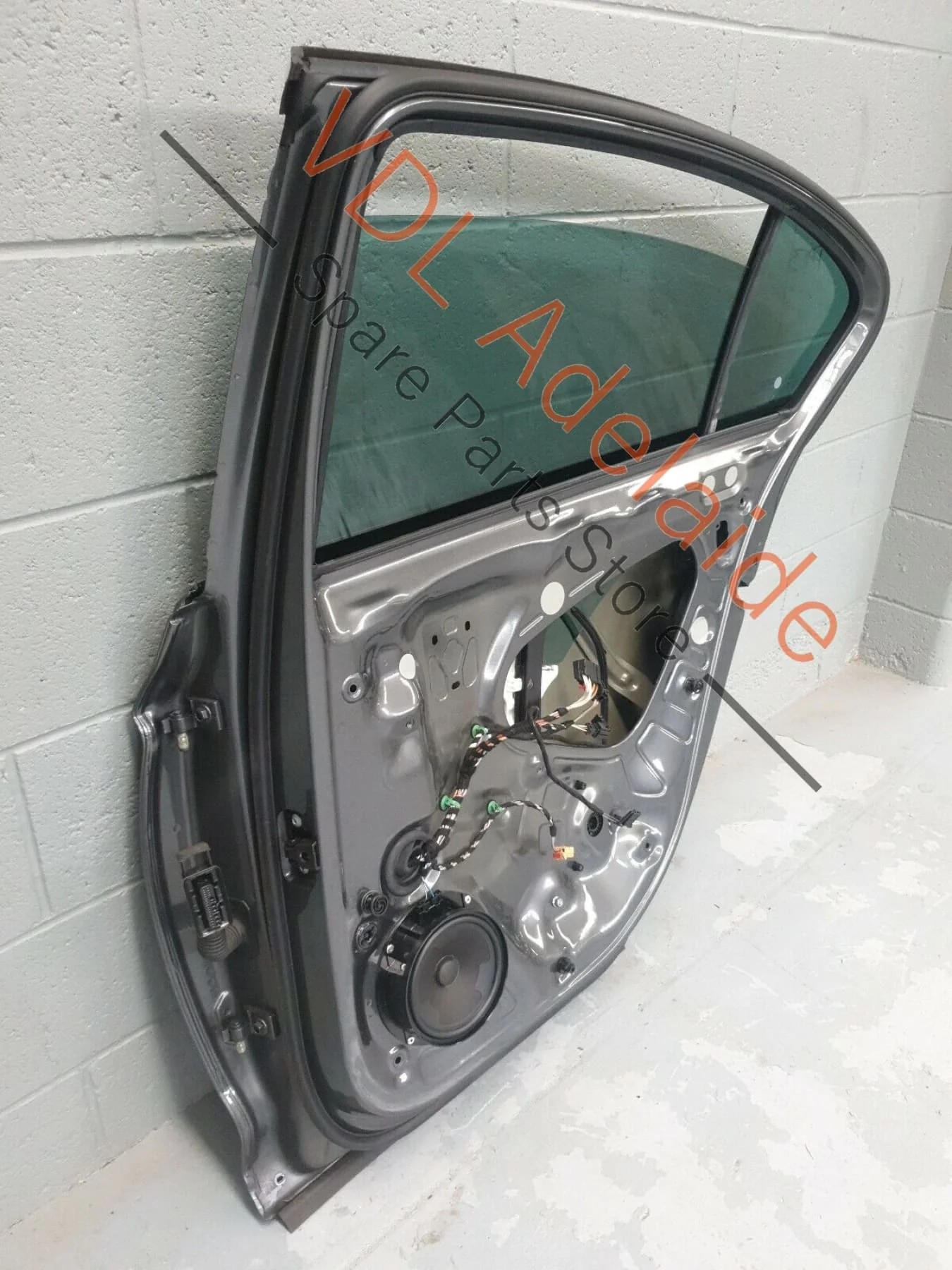 VW Passat R-Line B8 3G Rear Right Door Shell Panel Indium Grey LR7H PAT3 - Image 5