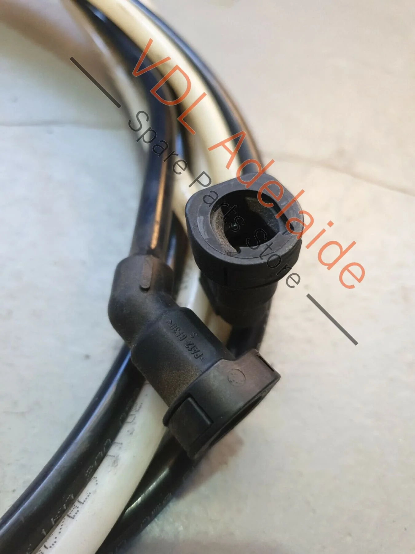 Genuine VW AUDI SKODA Eos Golf Cabriolet R32 1 Set Of Fuel Lines 1K0200059BC - Image 2