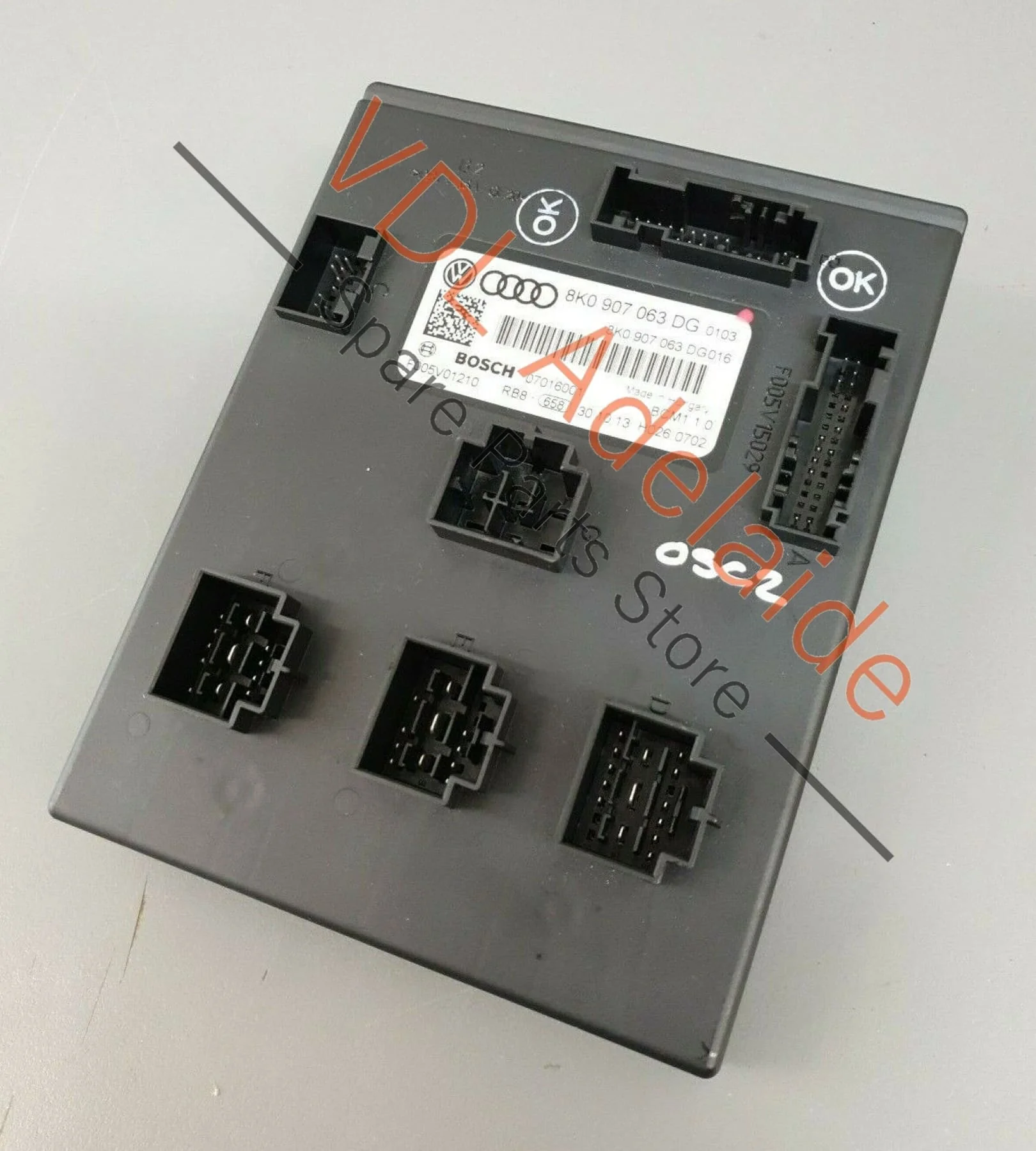 Audi SQ5 Q5 8R Convenience System Onboard Supply Control Unit BCM 8K0907063