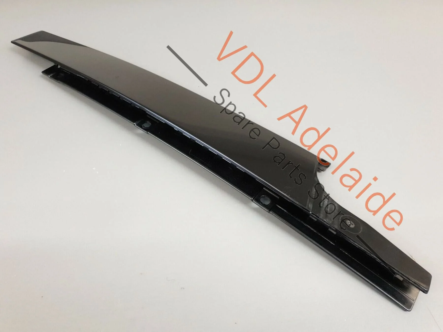 Audi SQ5 Q5 8R Front Left Exterior Door B-Pillar Black Trim 8R0837901P OSC2 - Image 2