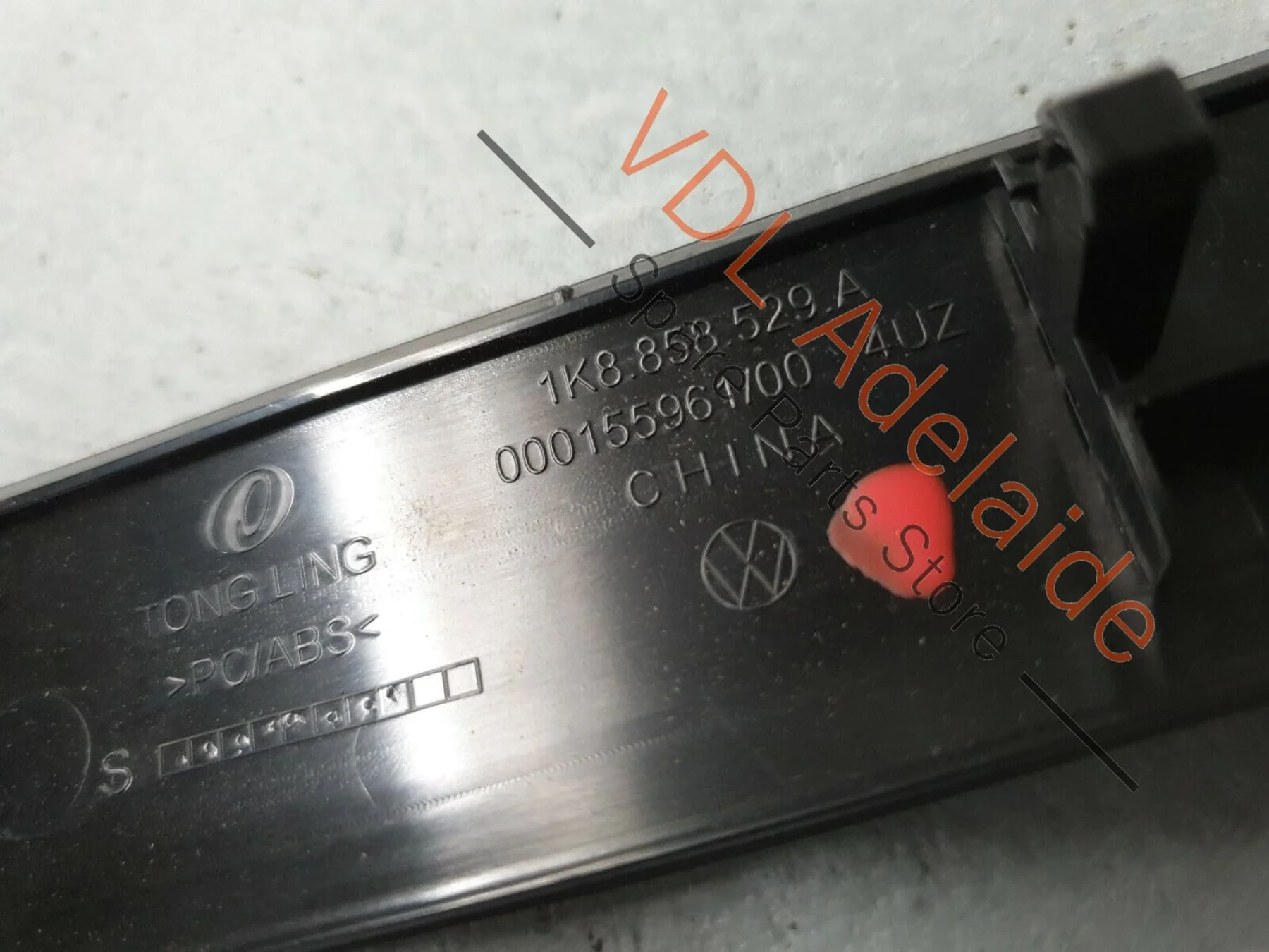 Volkswagen VW Scirocco R Mk3 III Wolfsburg Carbon Look Dash Trim RHD 1K8858529A - Image 5