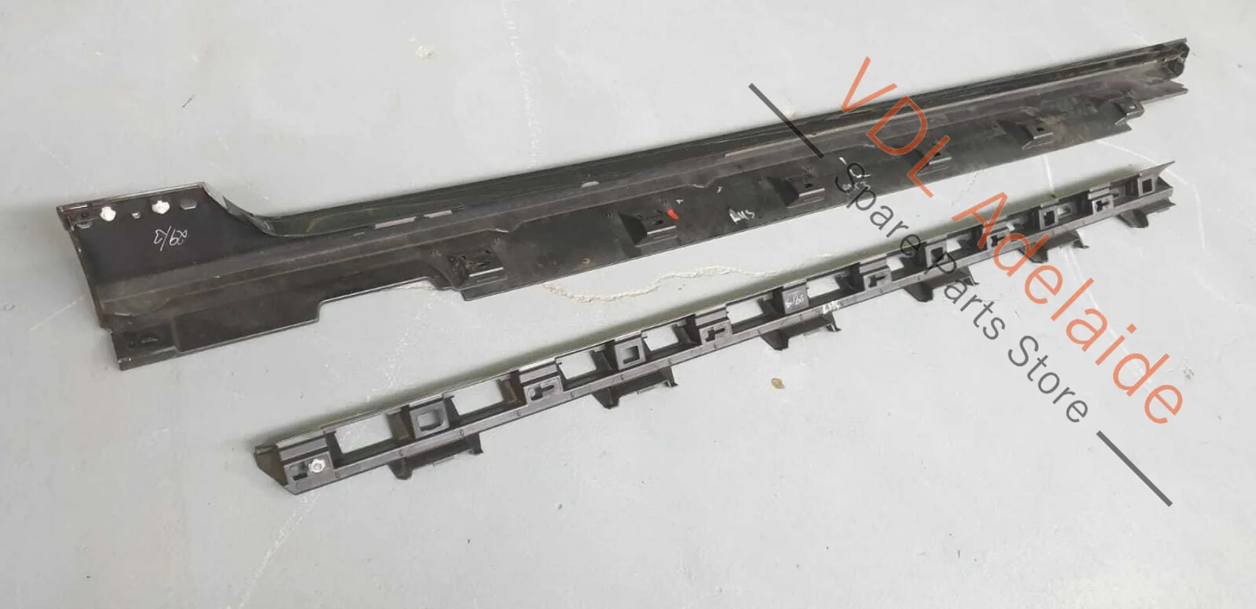 VW Passat R-Line B8 Left Sill Panel Sideskirt Exterior Moulding 3G0853857E PAT3 - Image 11