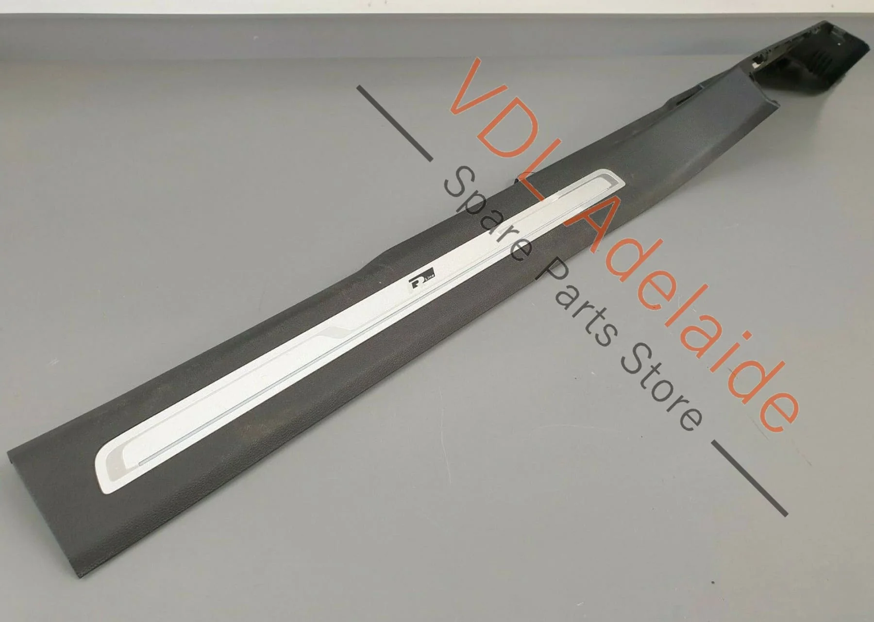 VW Tiguan R-Line Mk2 5NA Allspace Front Left Door Sill Trim Strip 5NN853369 JES3