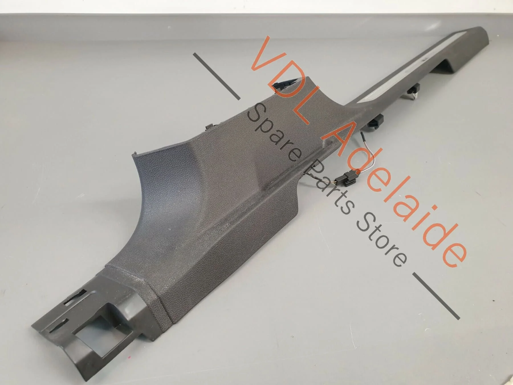 VW Tiguan R-Line Mk2 5NA Allspace Front Left Door Sill Trim Strip 5NN853369 JES3 - Image 2