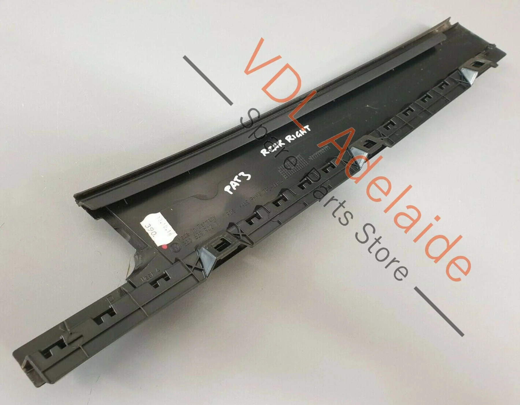 VW Passat Sedan B8 3G Rear Right Trim for Door Window Frame 3G0839902T PAT3 - Image 5